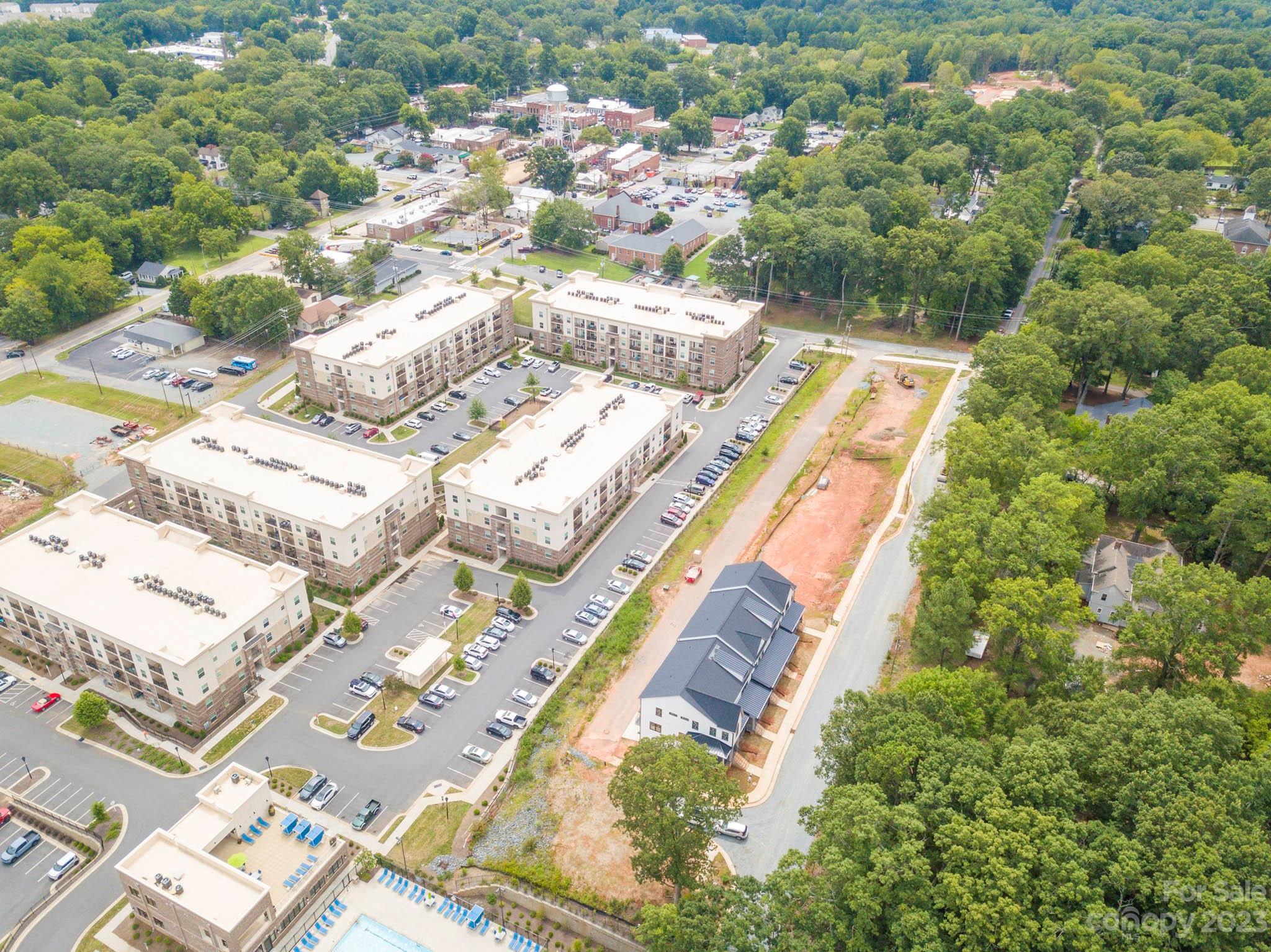 360 N Broad Street Unit: 4E