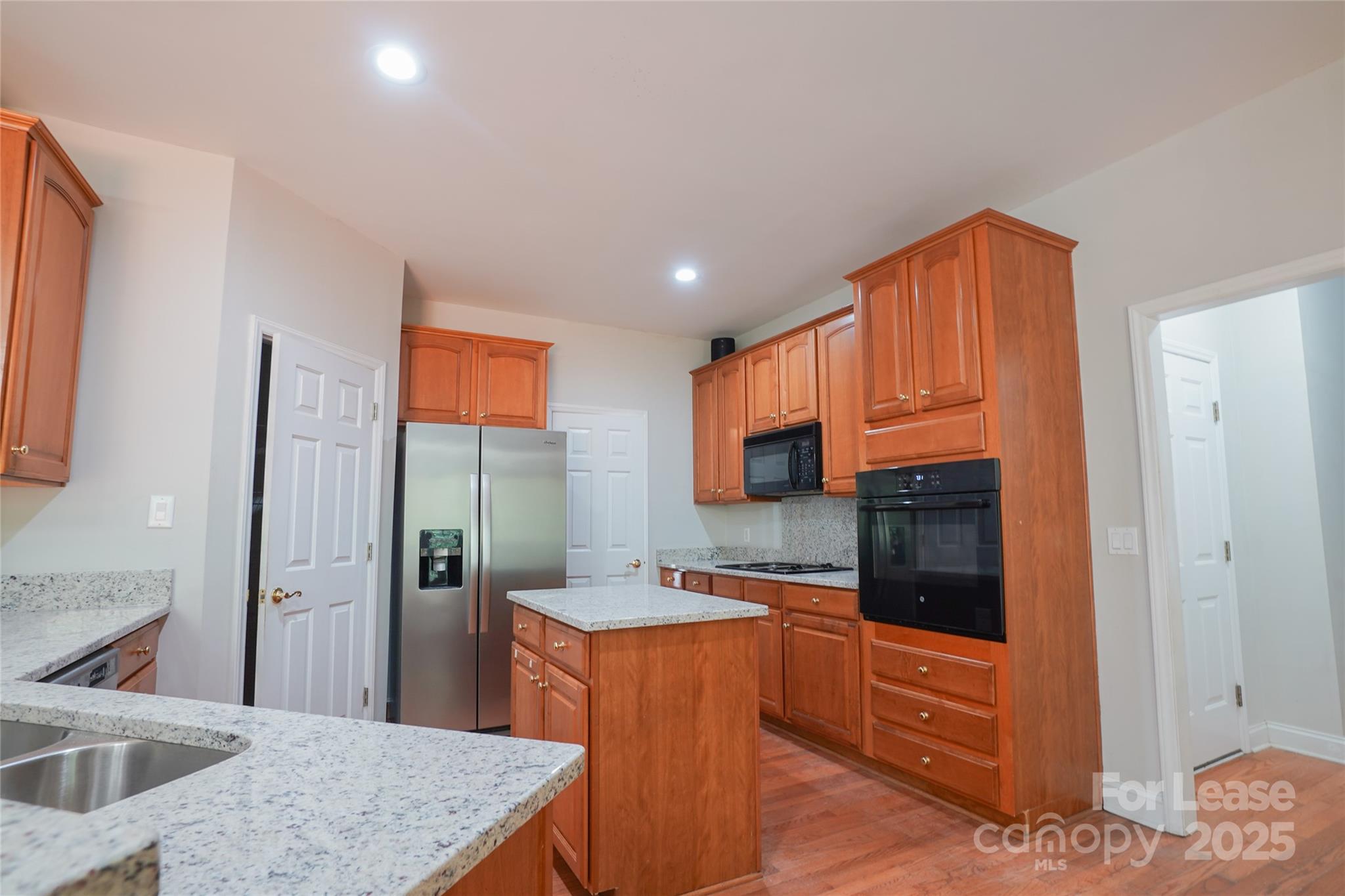 3552 Weddington Oaks Drive