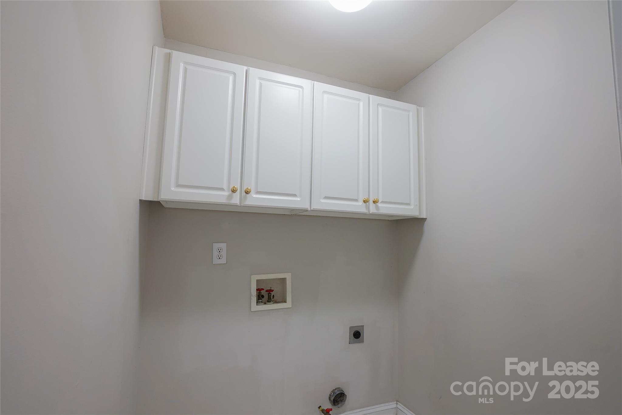 3552 Weddington Oaks Drive