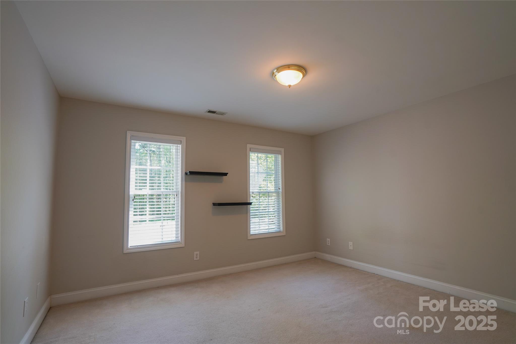 3552 Weddington Oaks Drive