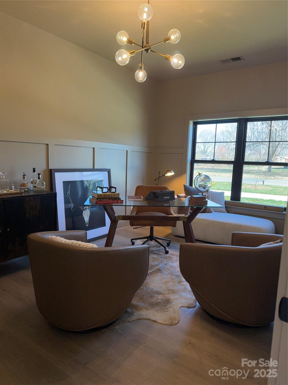 706 Falling Oak Alley Unit: 16