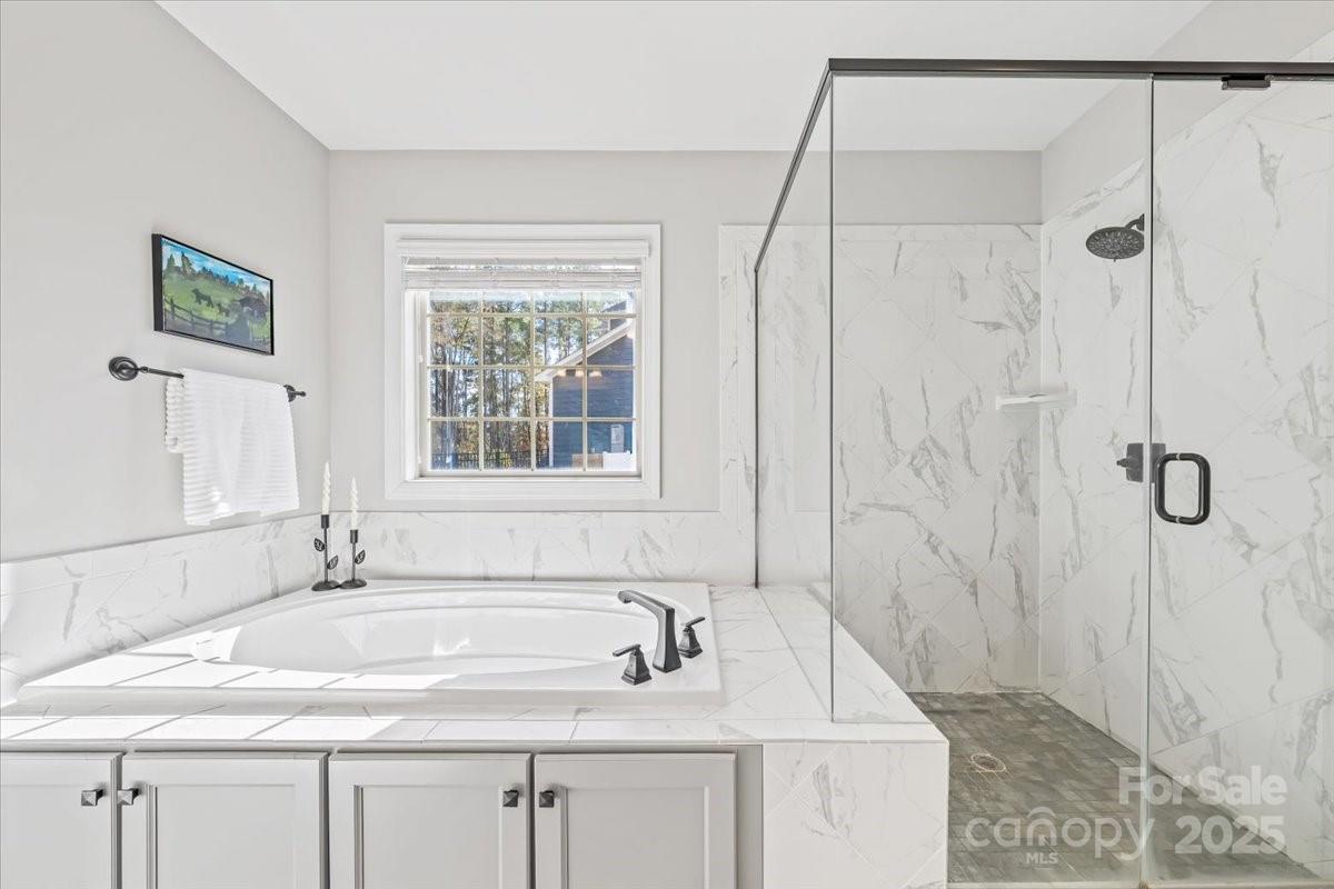 1325 Sommersby Place