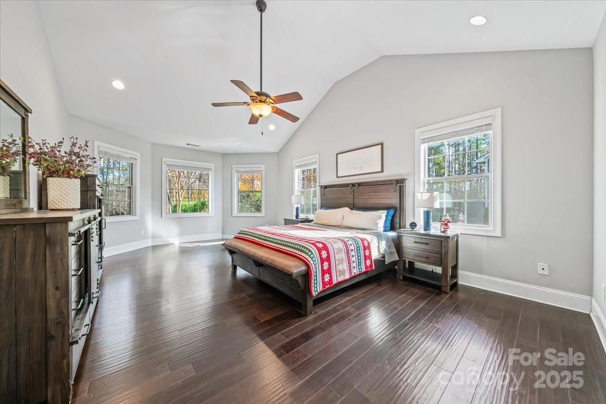 1325 Sommersby Place