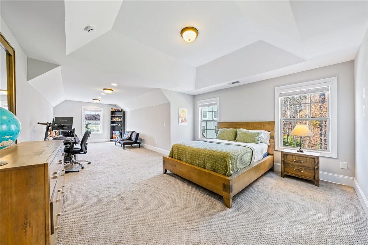 1325 Sommersby Place