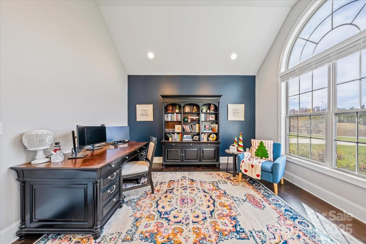 1325 Sommersby Place