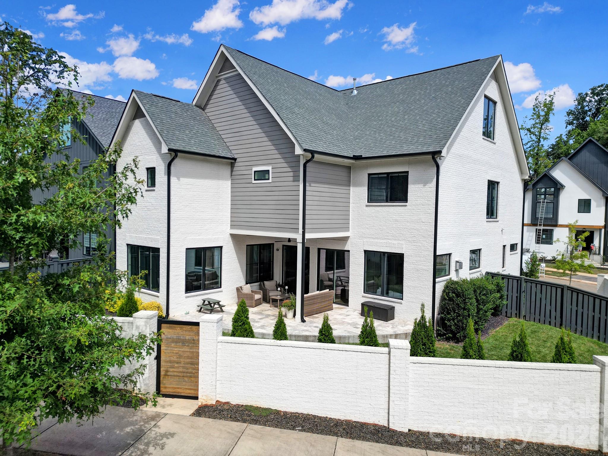 911 Laurel Creek Lane