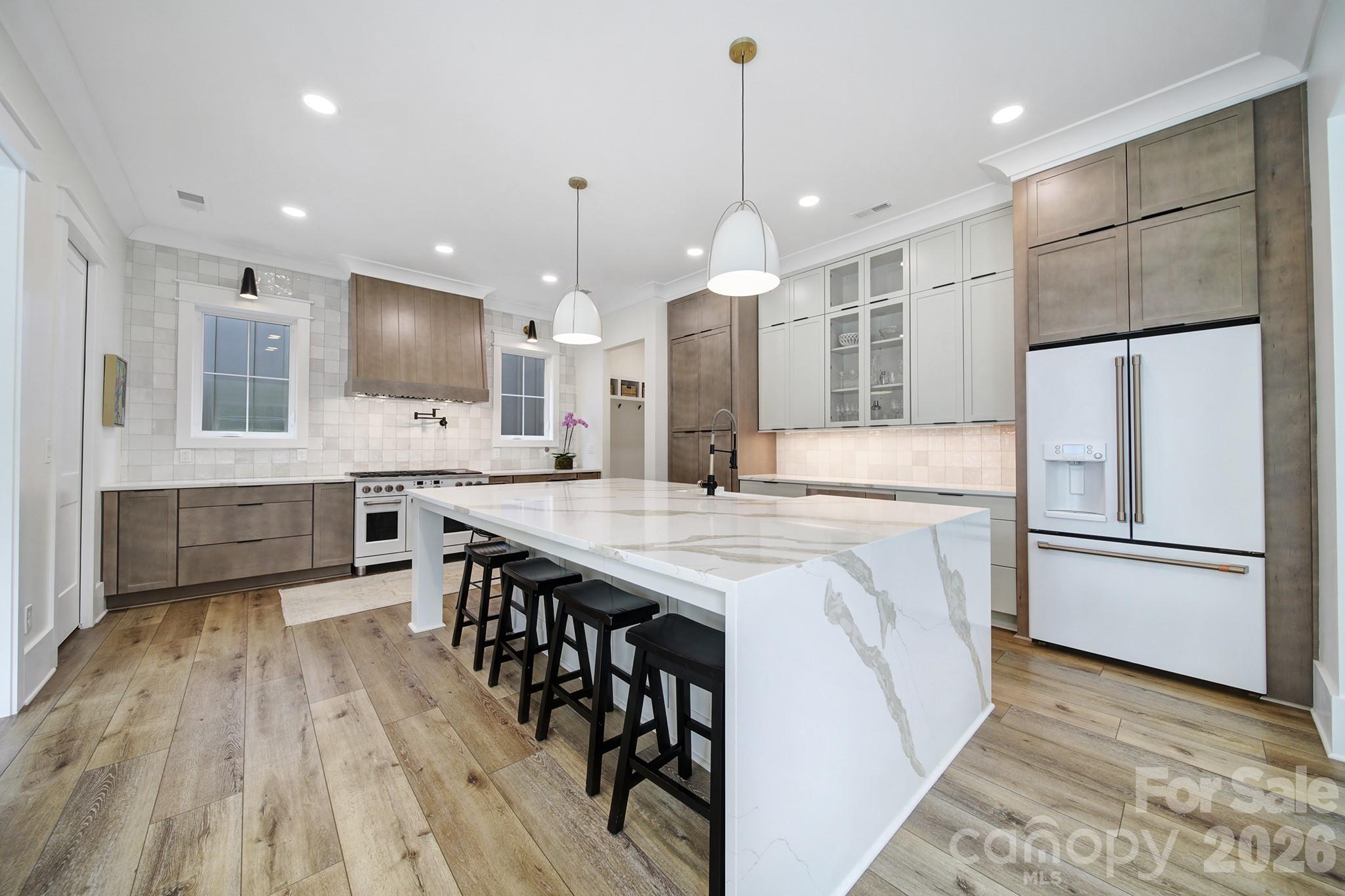 911 Laurel Creek Lane