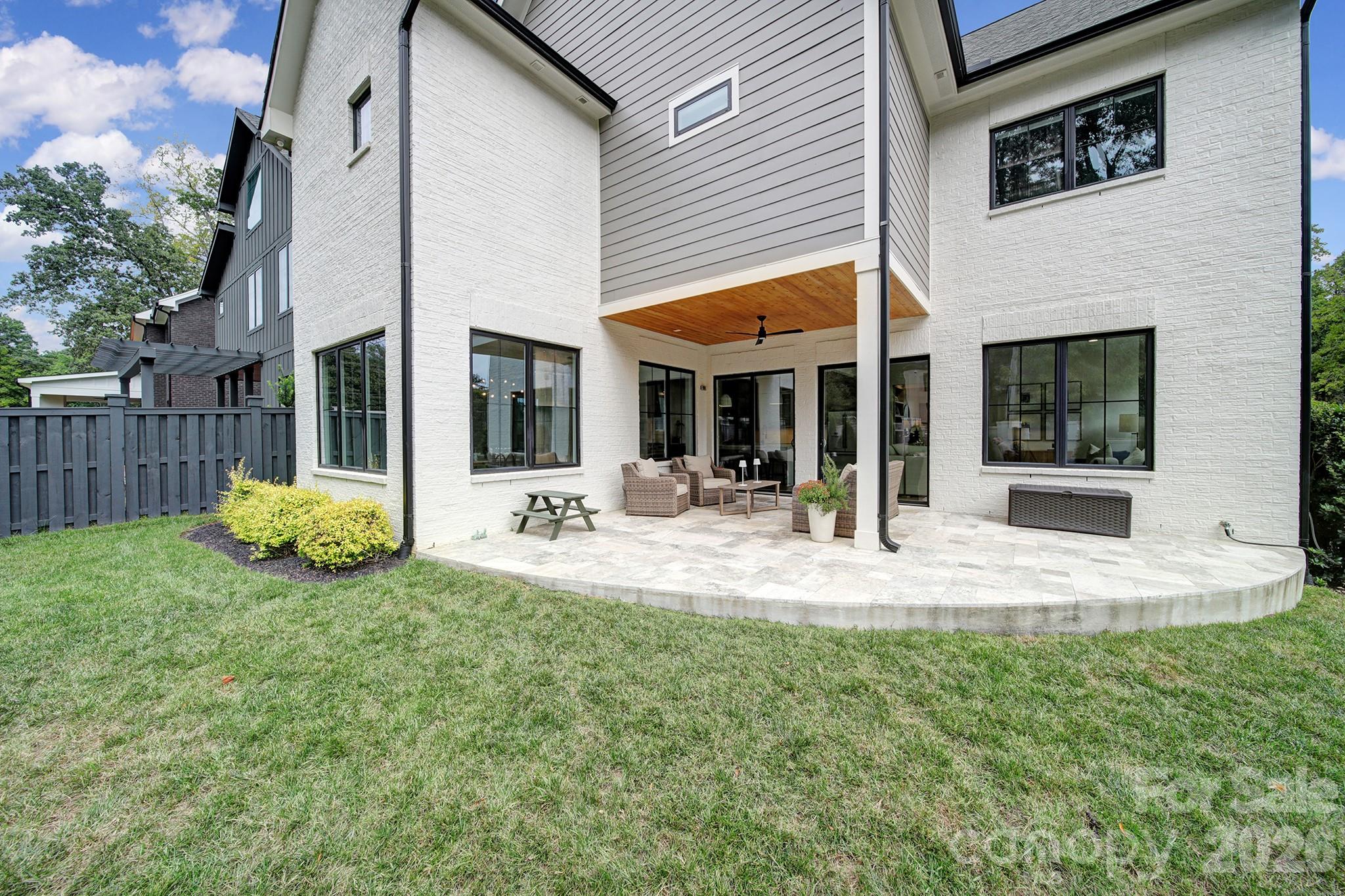 911 Laurel Creek Lane