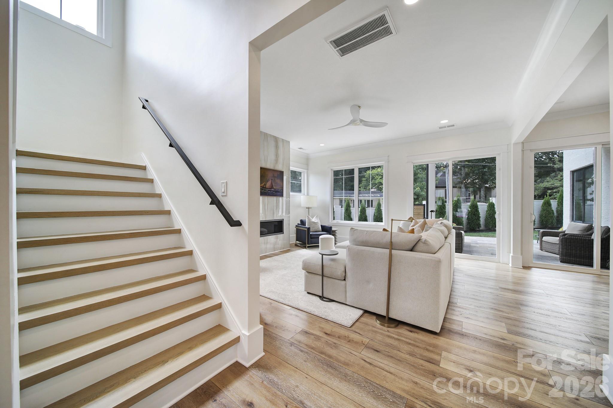 911 Laurel Creek Lane
