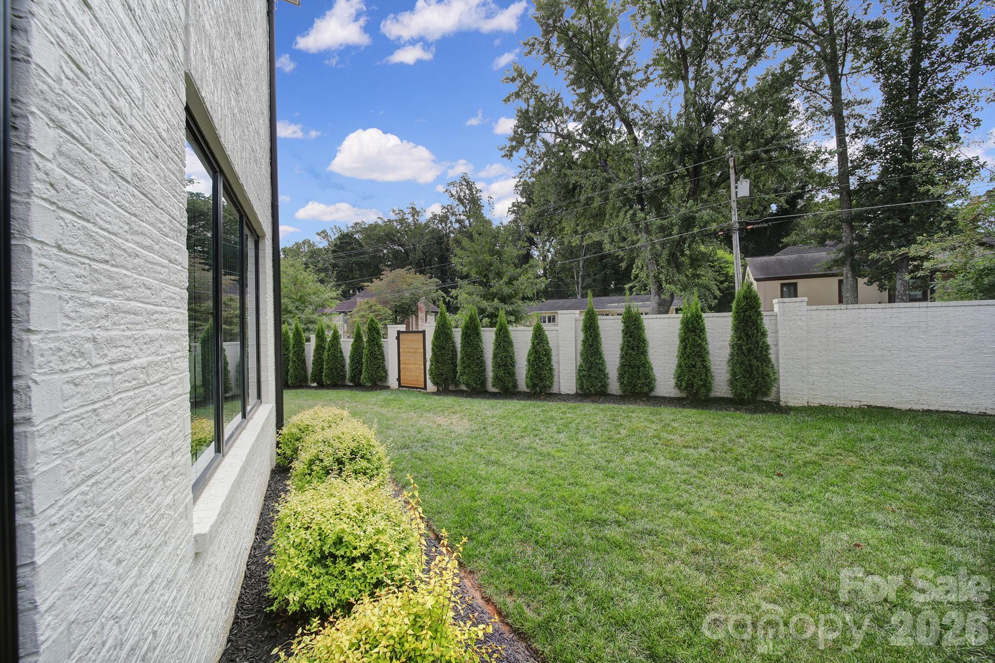 911 Laurel Creek Lane