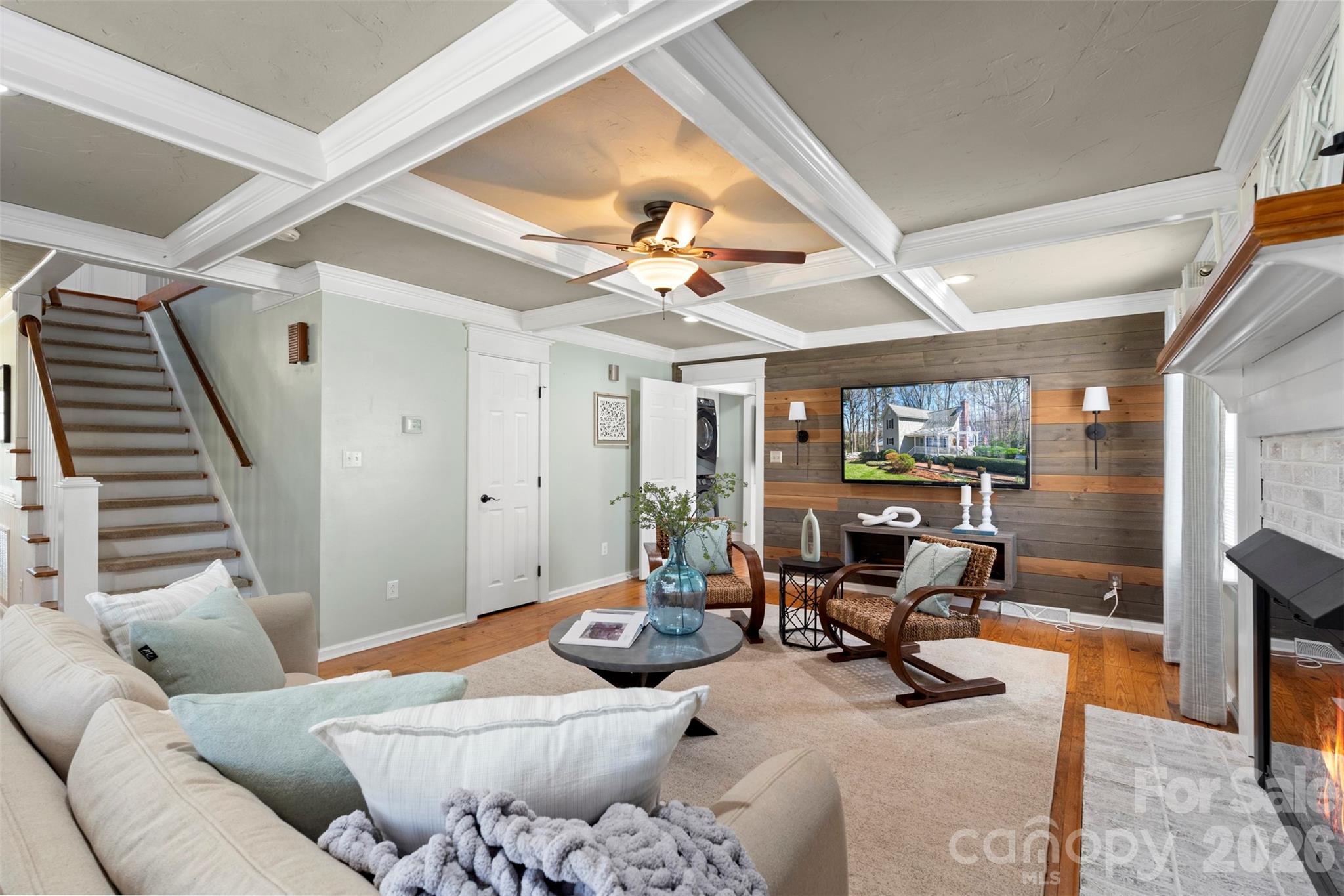 8003 Pine Oak Road