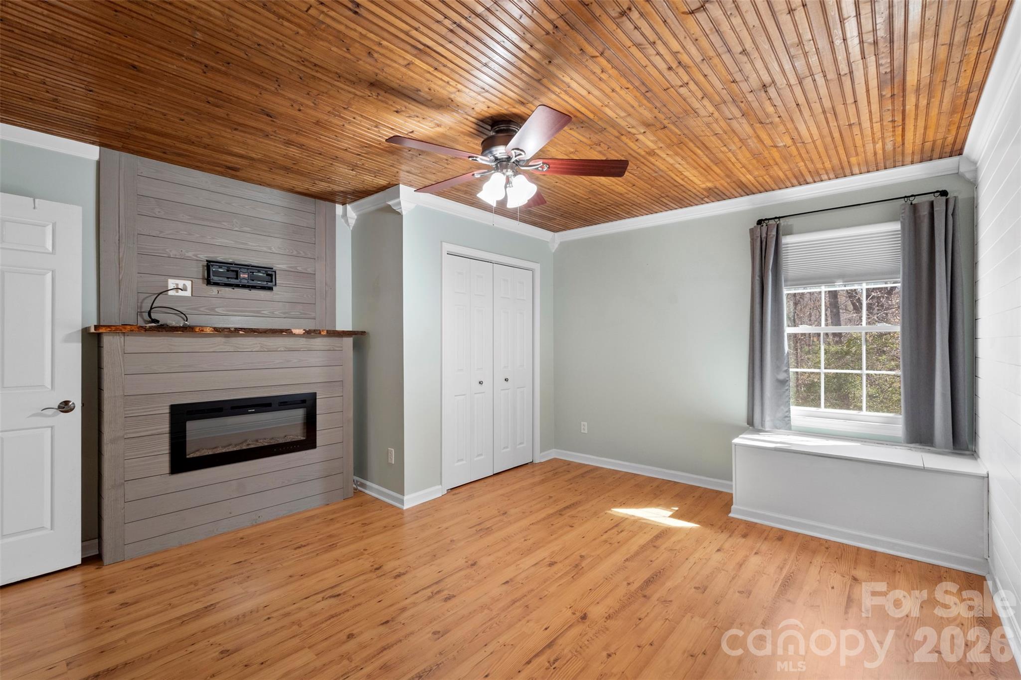 8003 Pine Oak Road