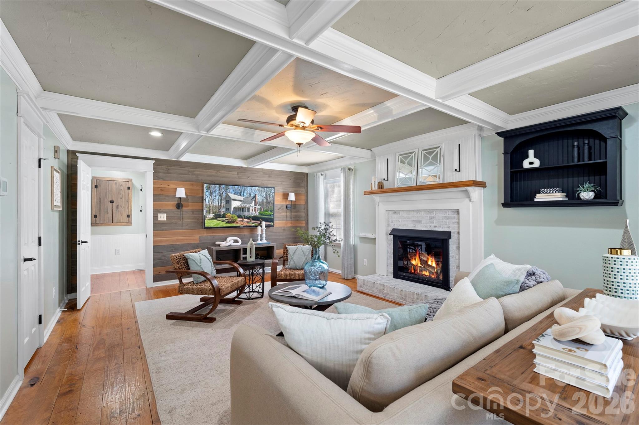 8003 Pine Oak Road