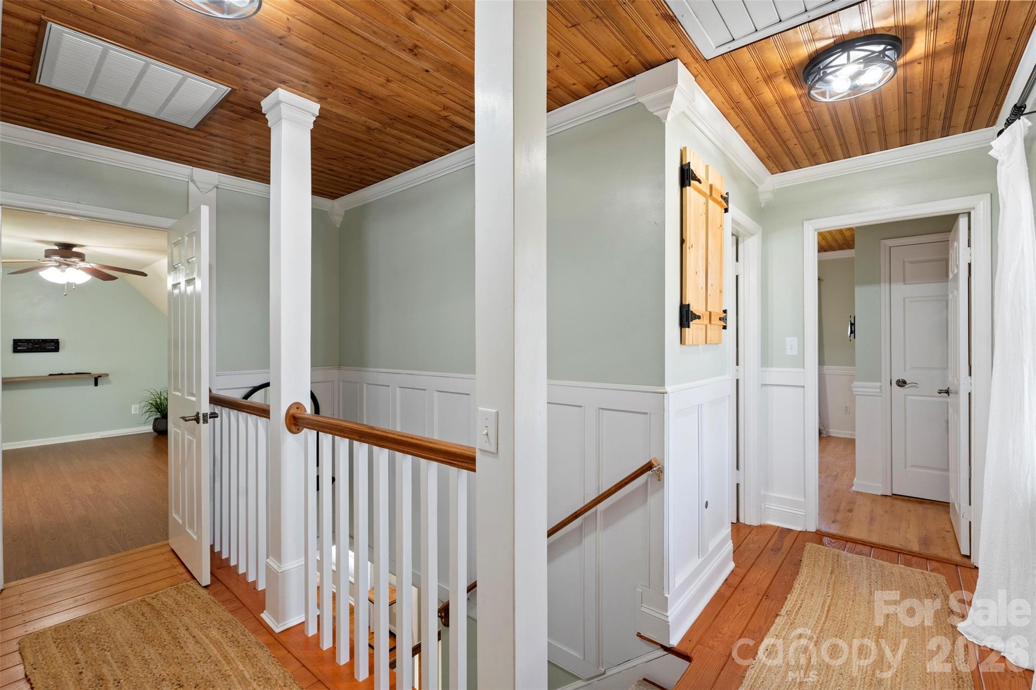 8003 Pine Oak Road