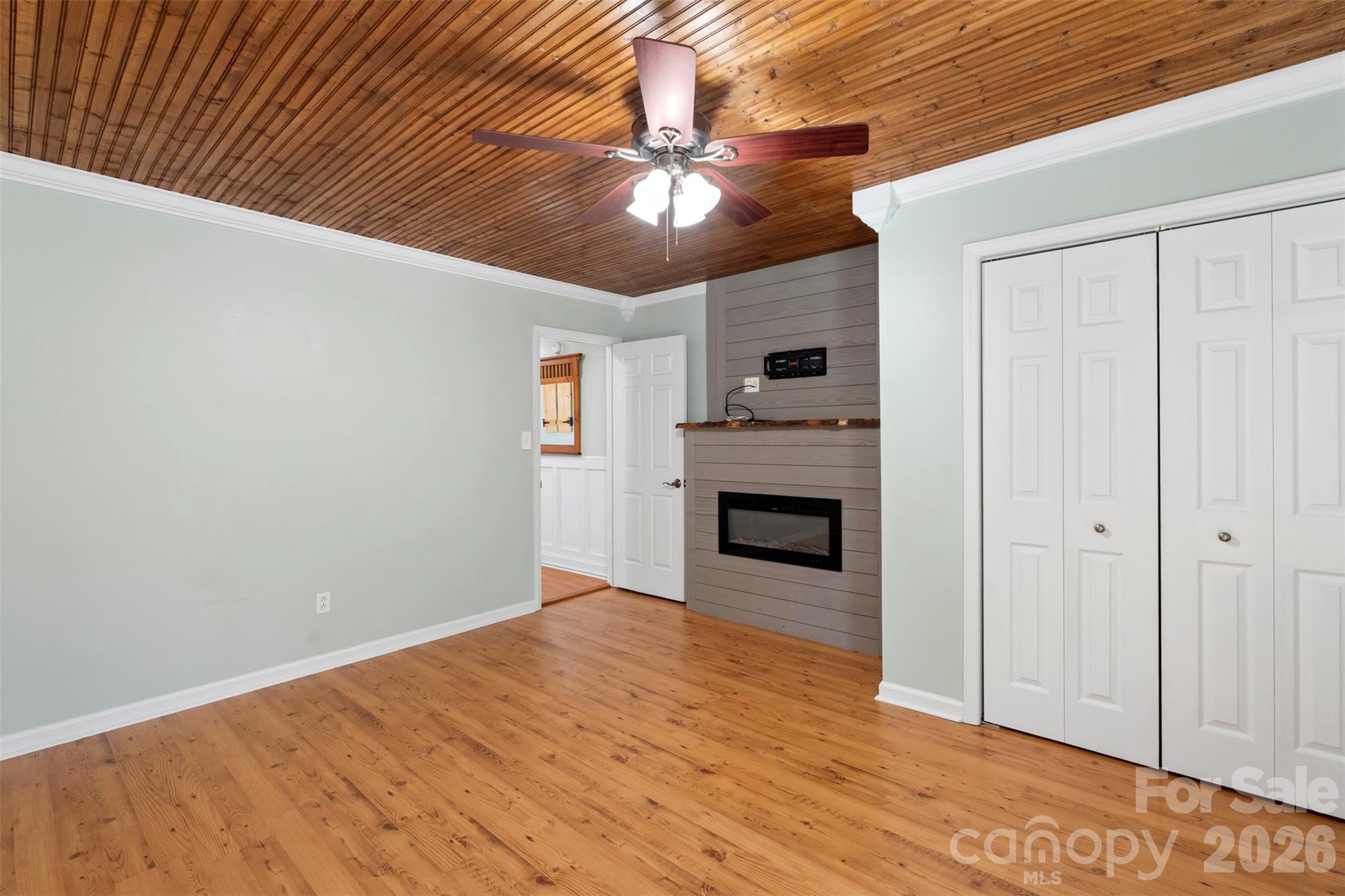8003 Pine Oak Road