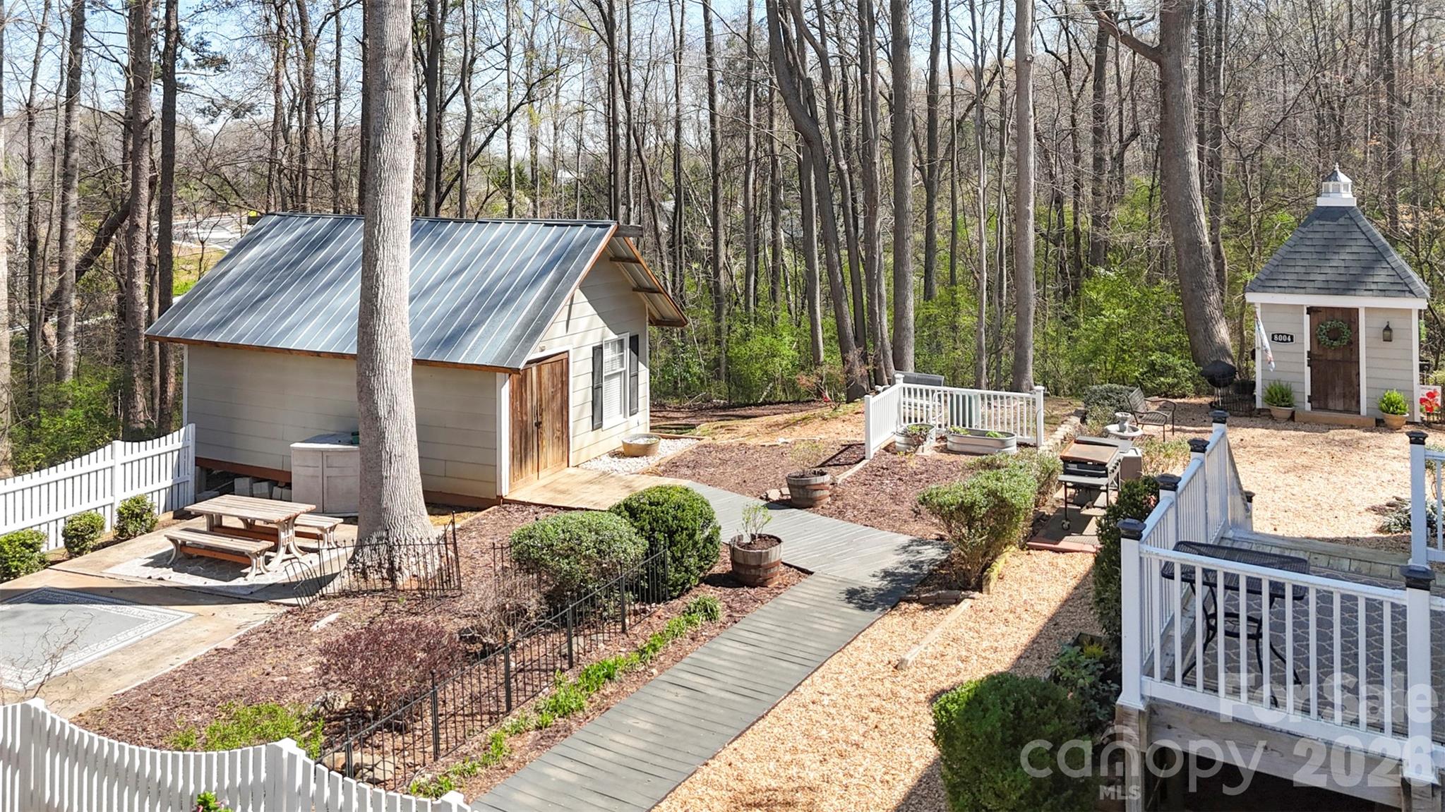 8003 Pine Oak Road