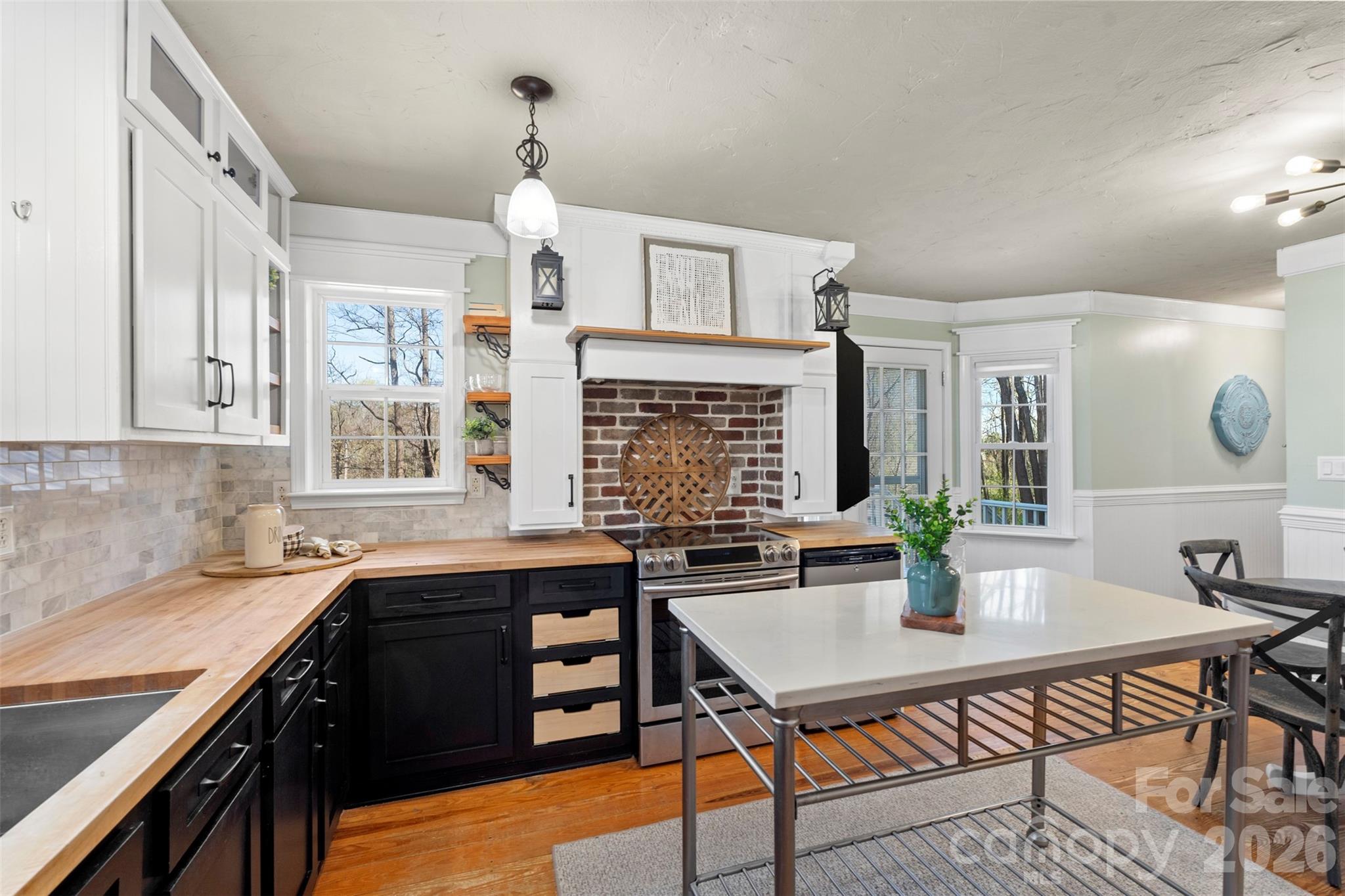 8003 Pine Oak Road