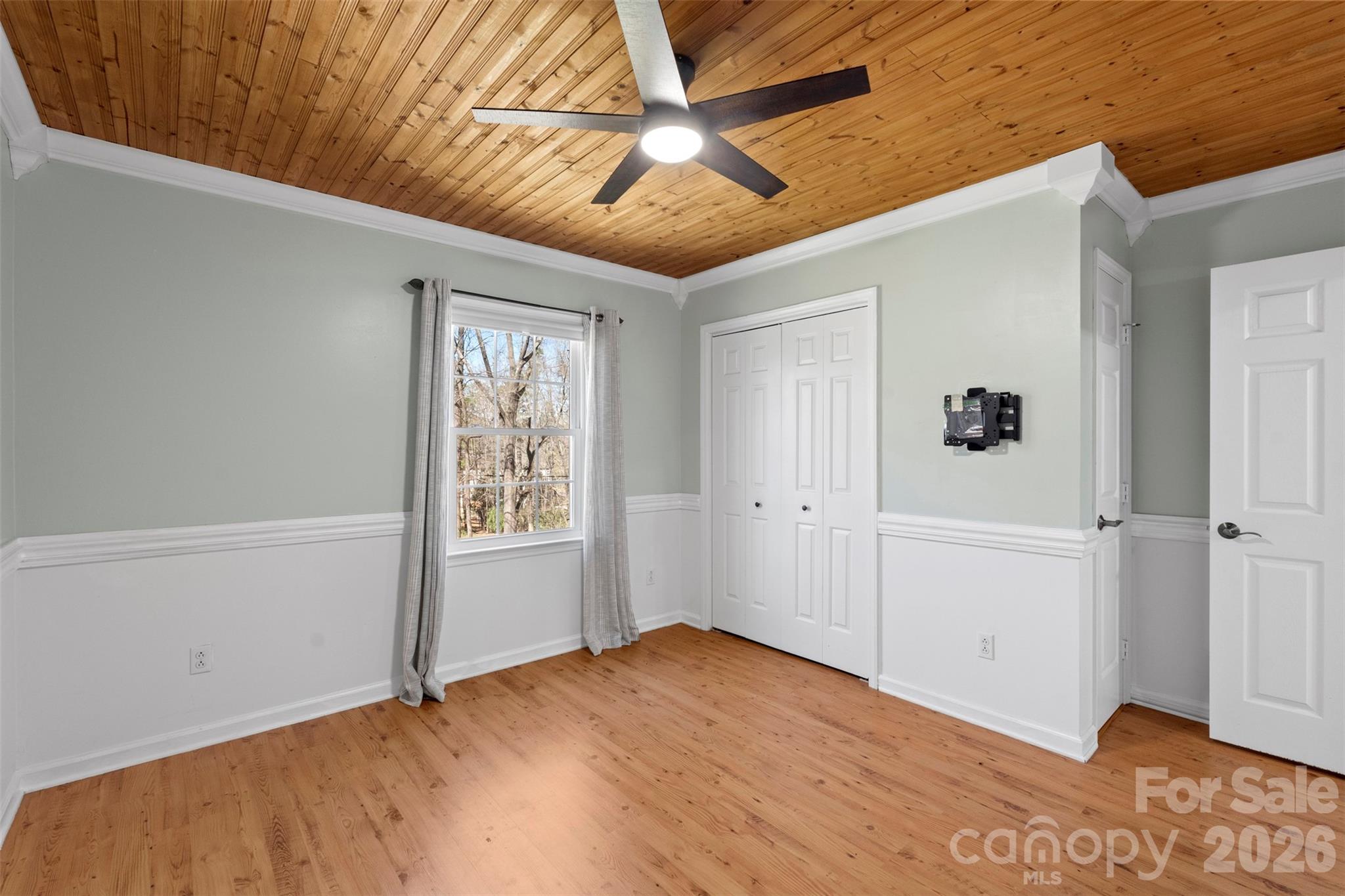 8003 Pine Oak Road