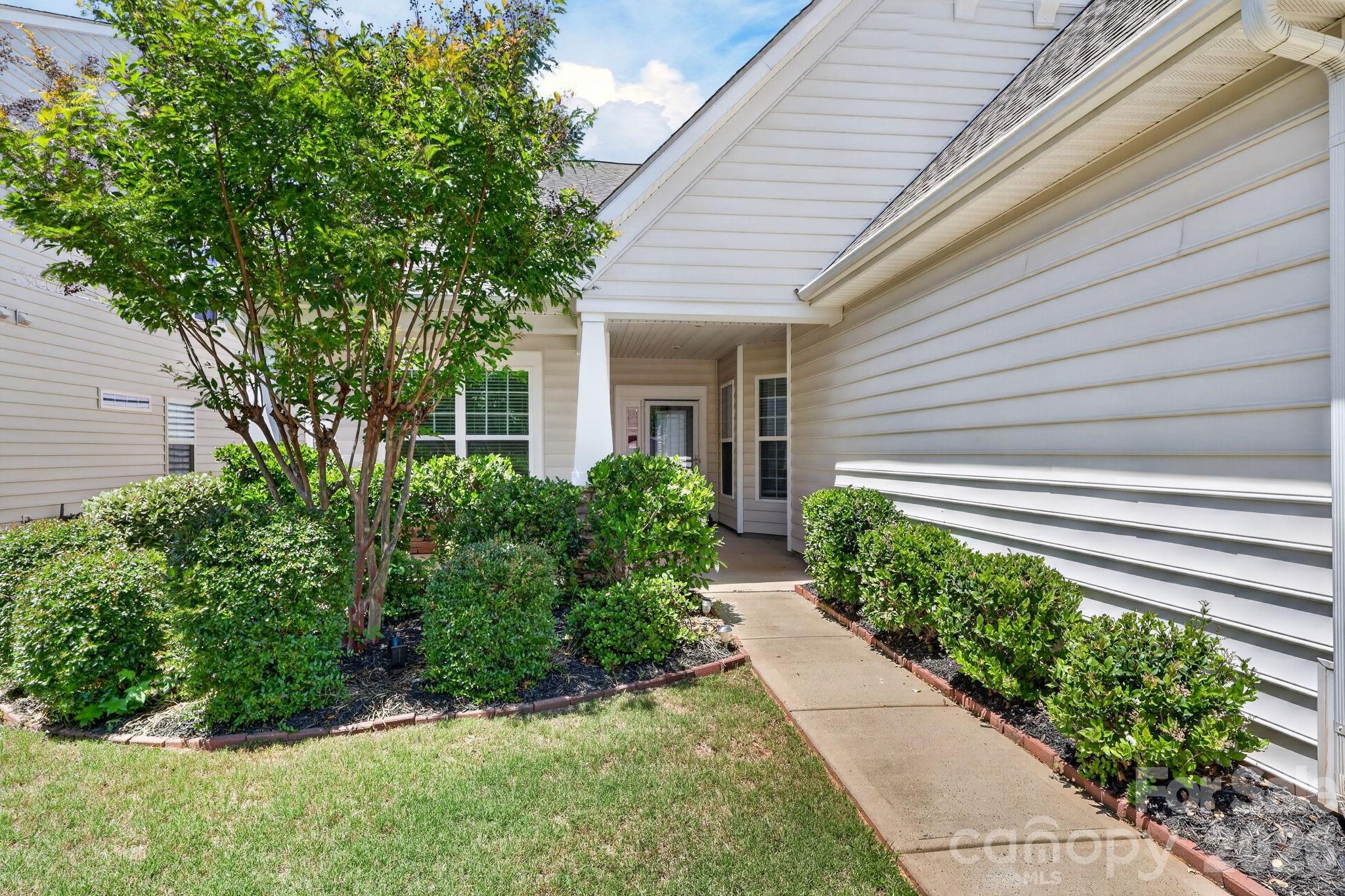 418 Brier Knob Drive