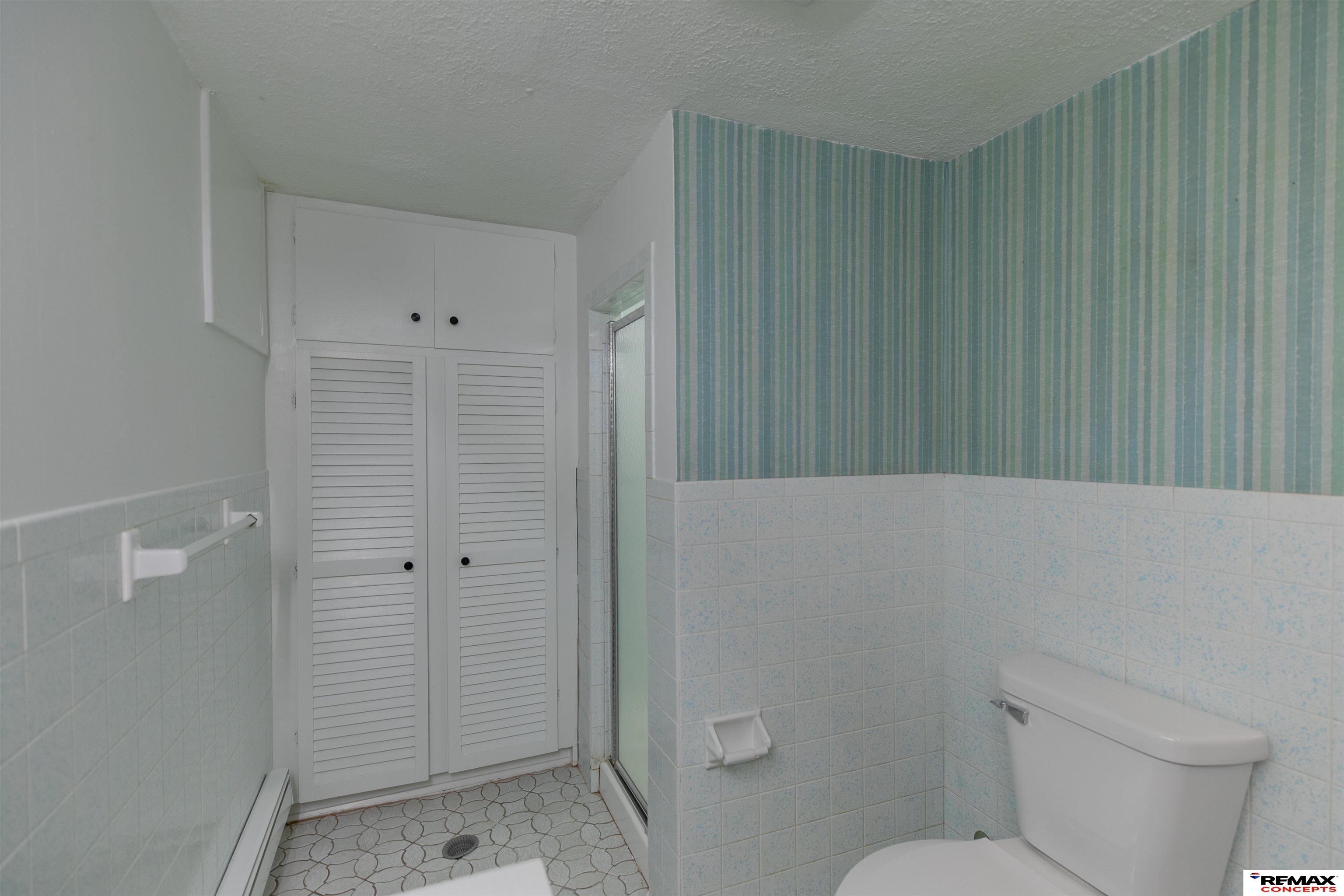 4502 Woolworth Avenue