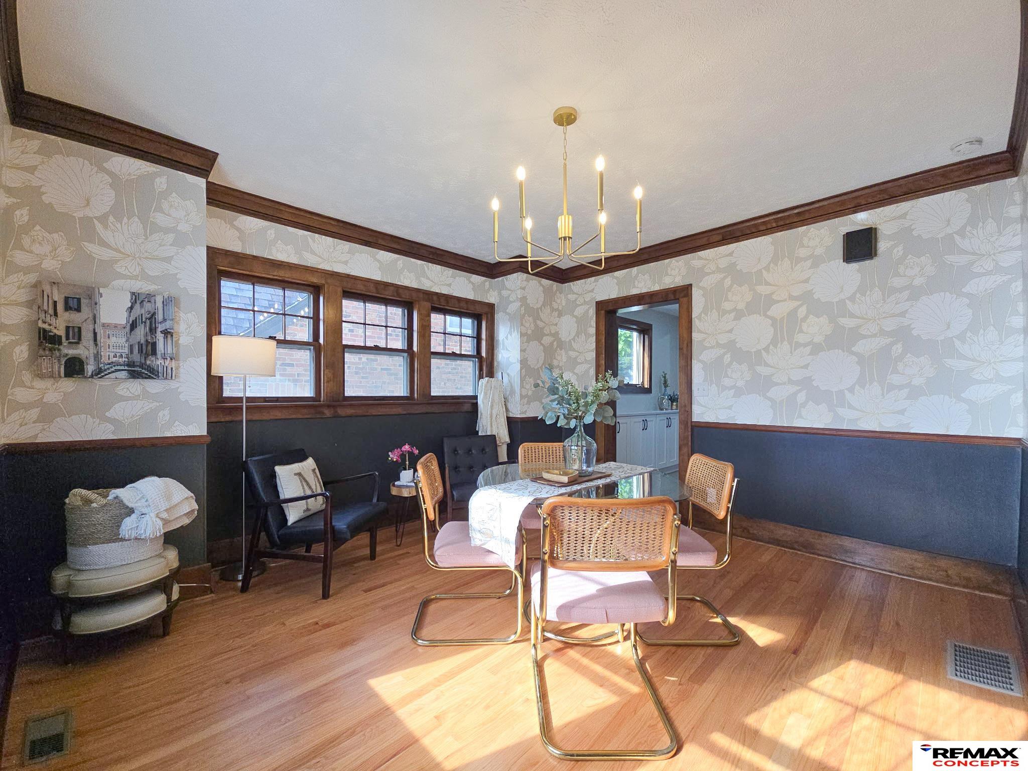 4502 Woolworth Avenue