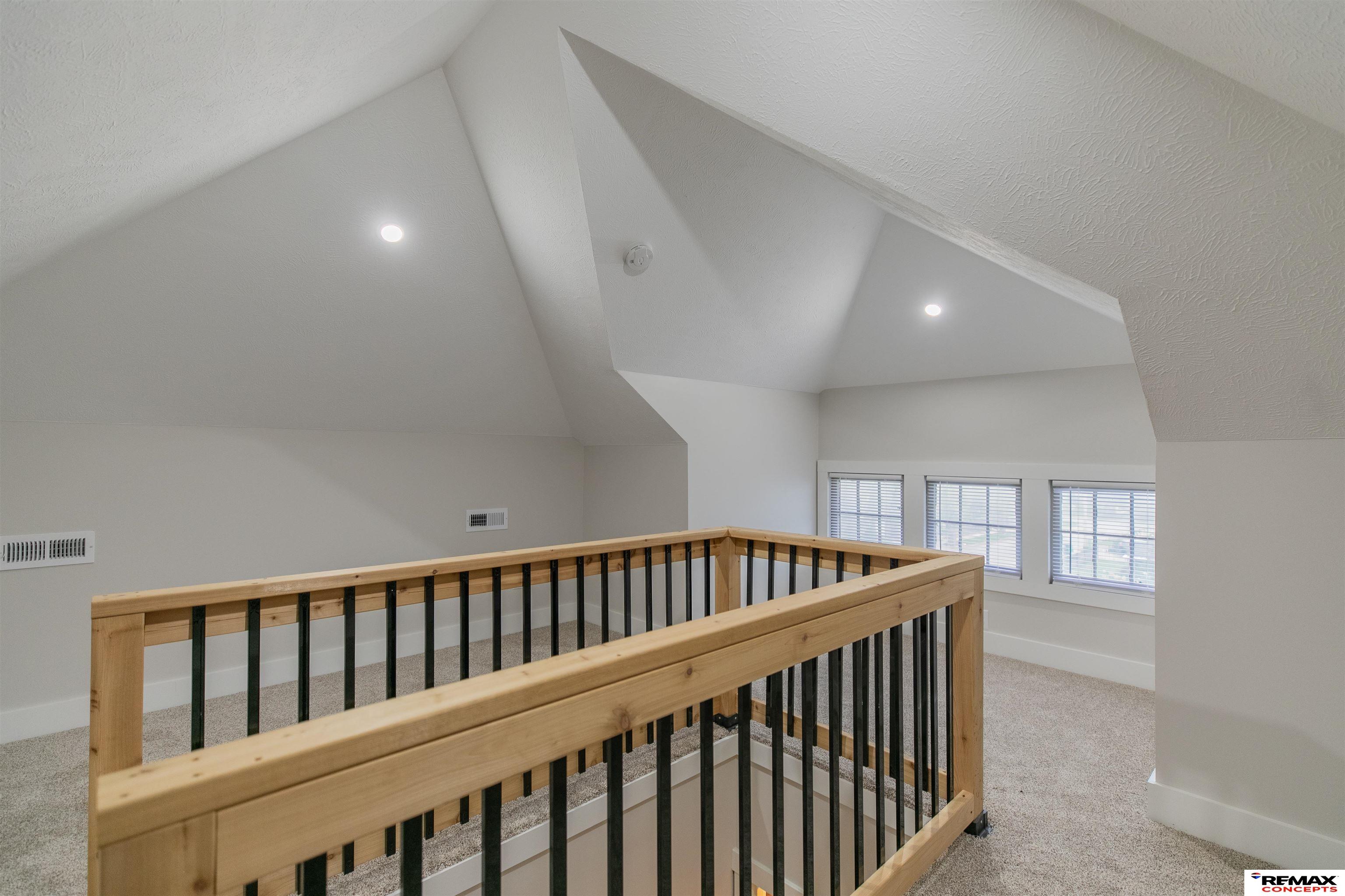 4502 Woolworth Avenue