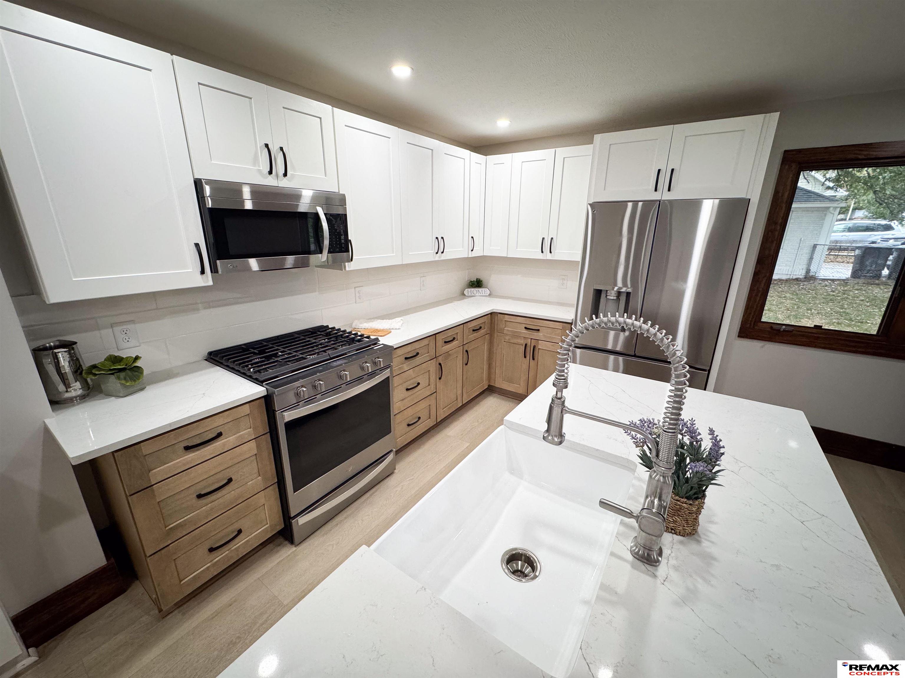 4502 Woolworth Avenue