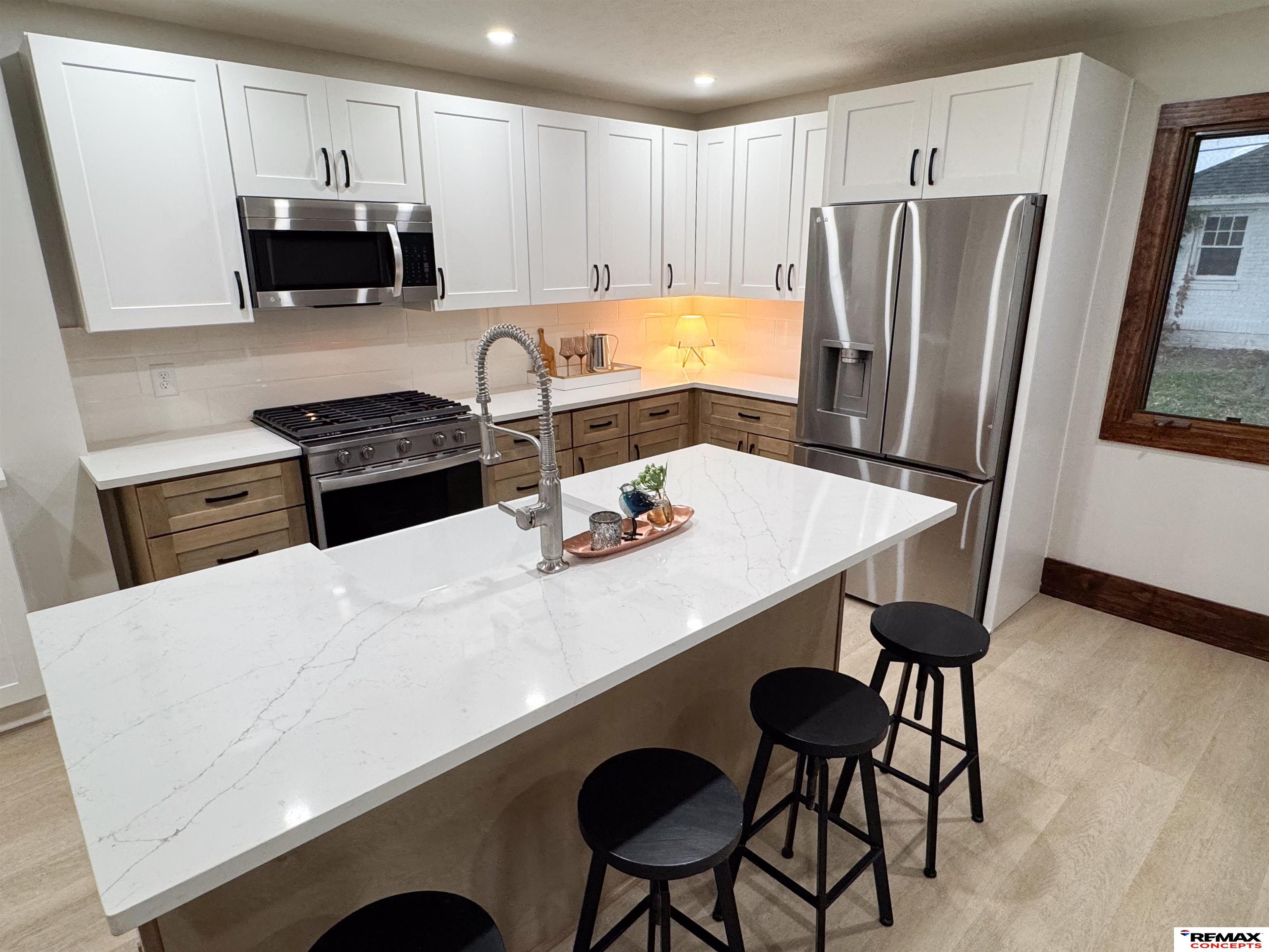 4502 Woolworth Avenue