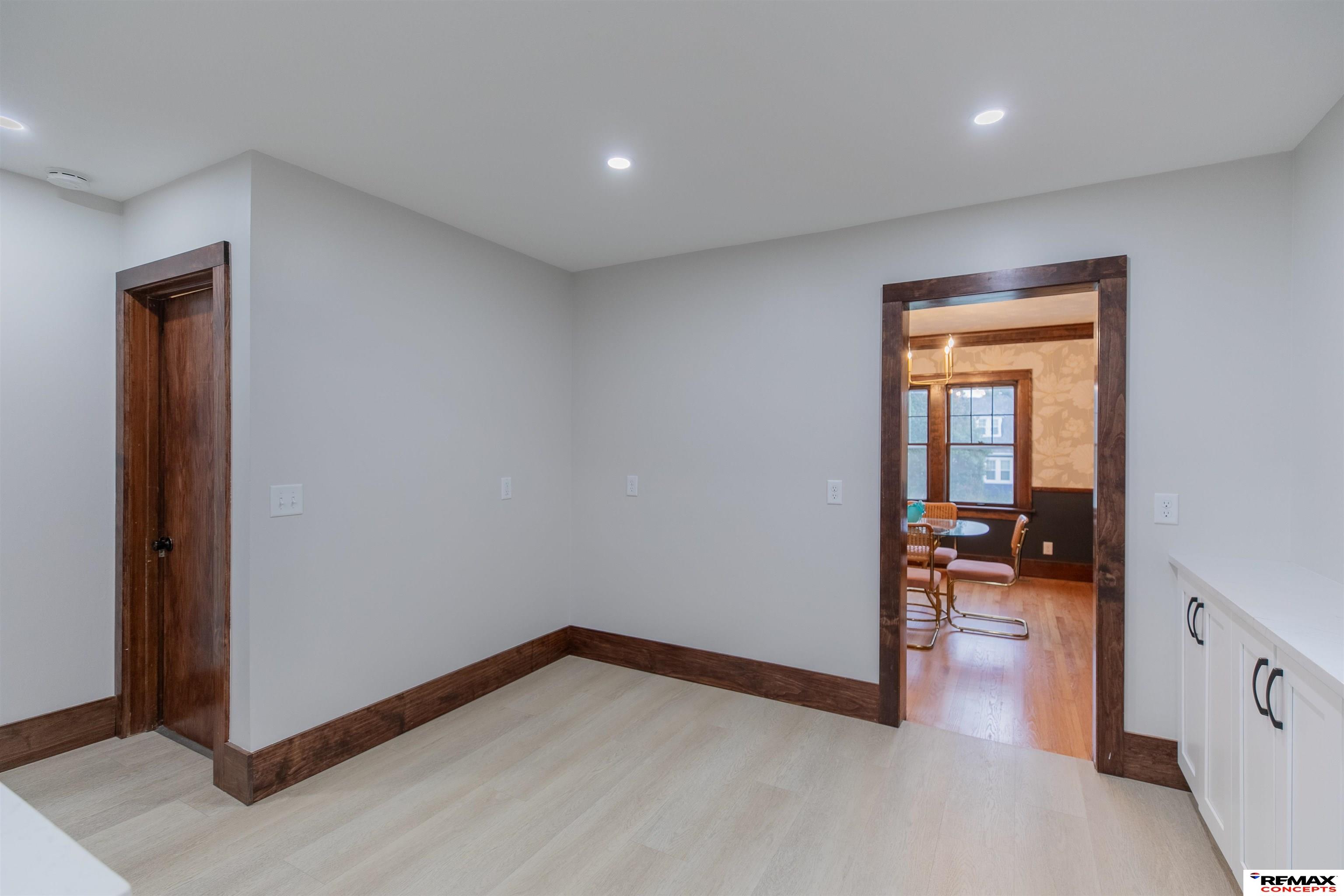 4502 Woolworth Avenue