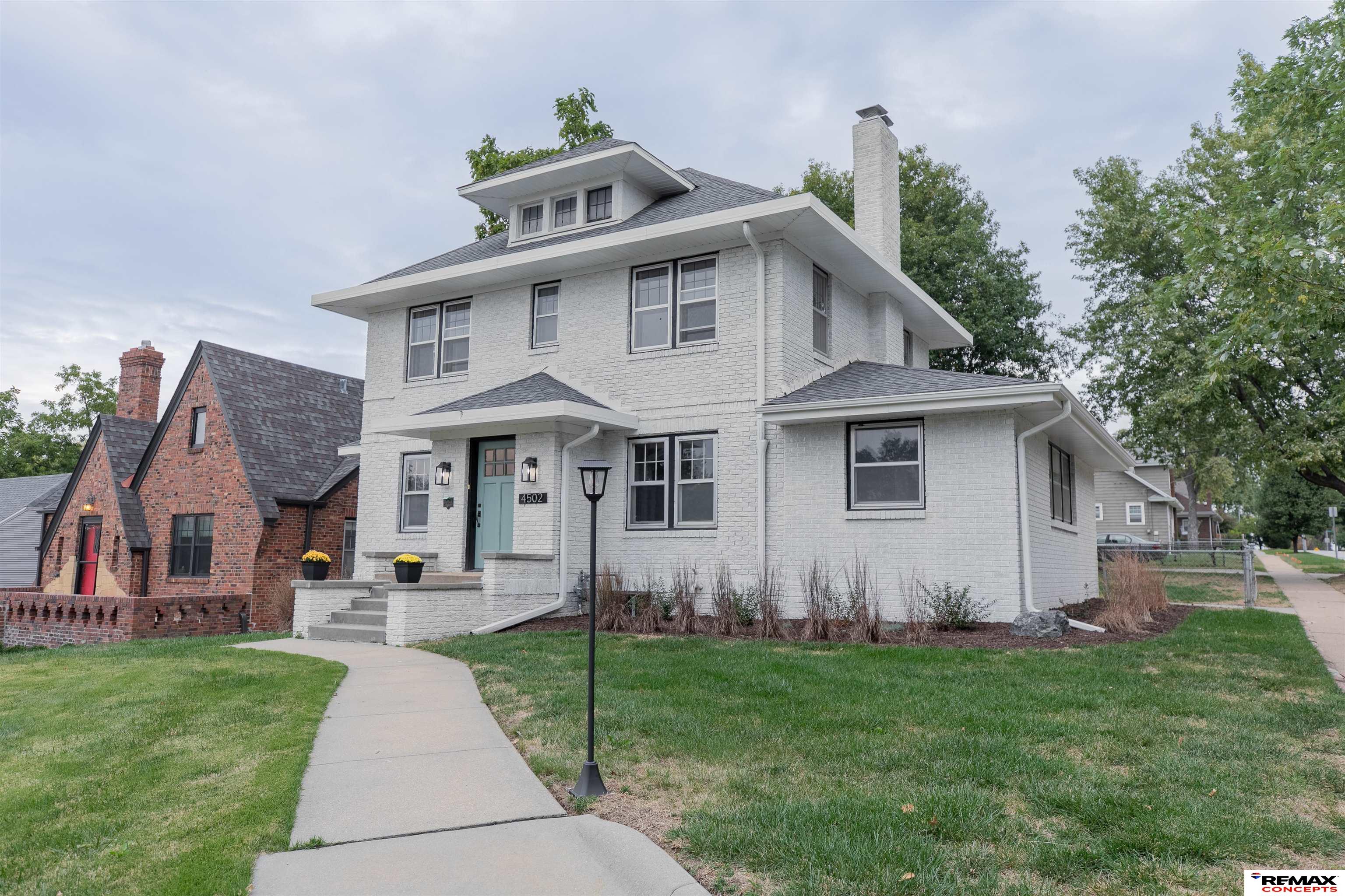 4502 Woolworth Avenue