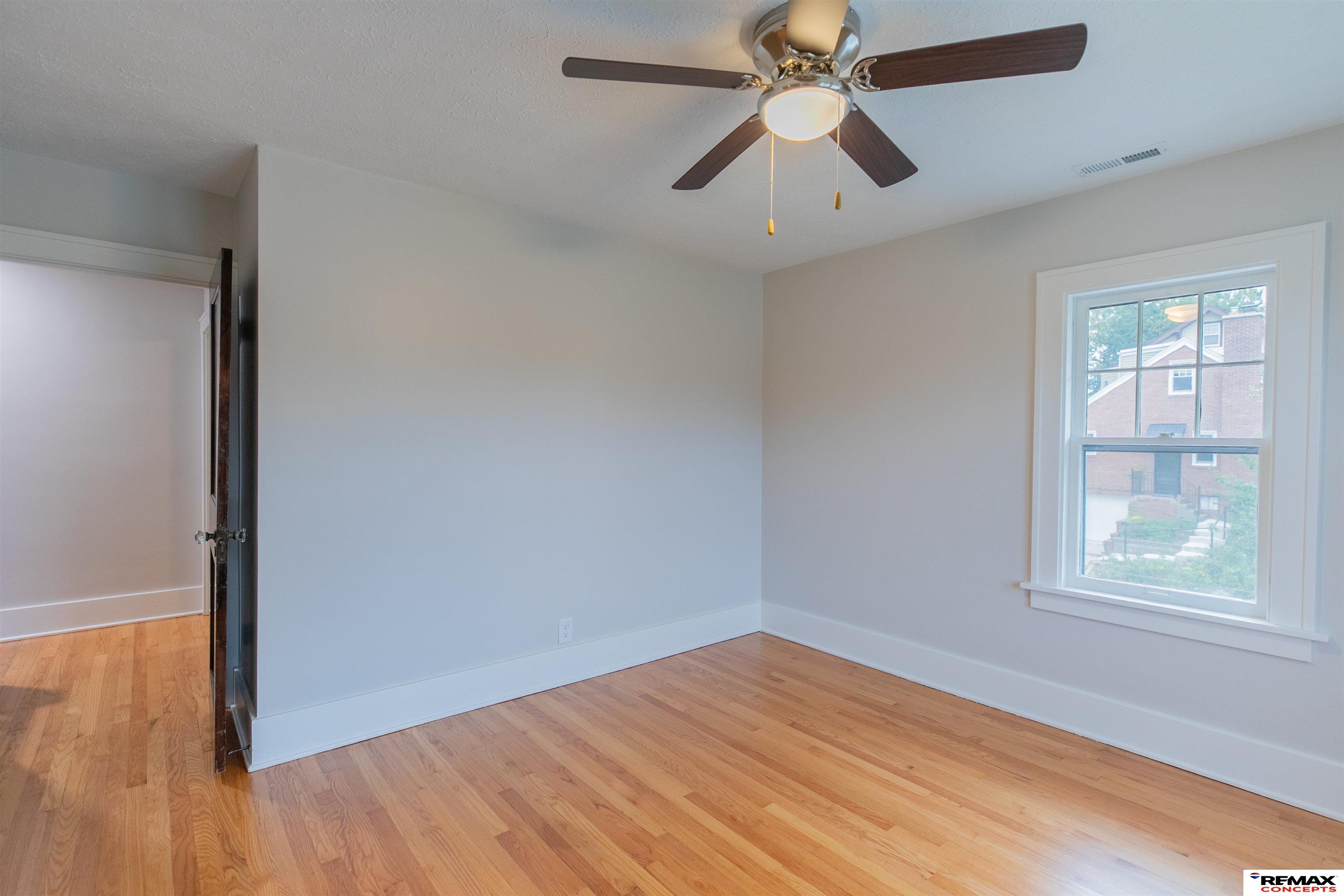 4502 Woolworth Avenue