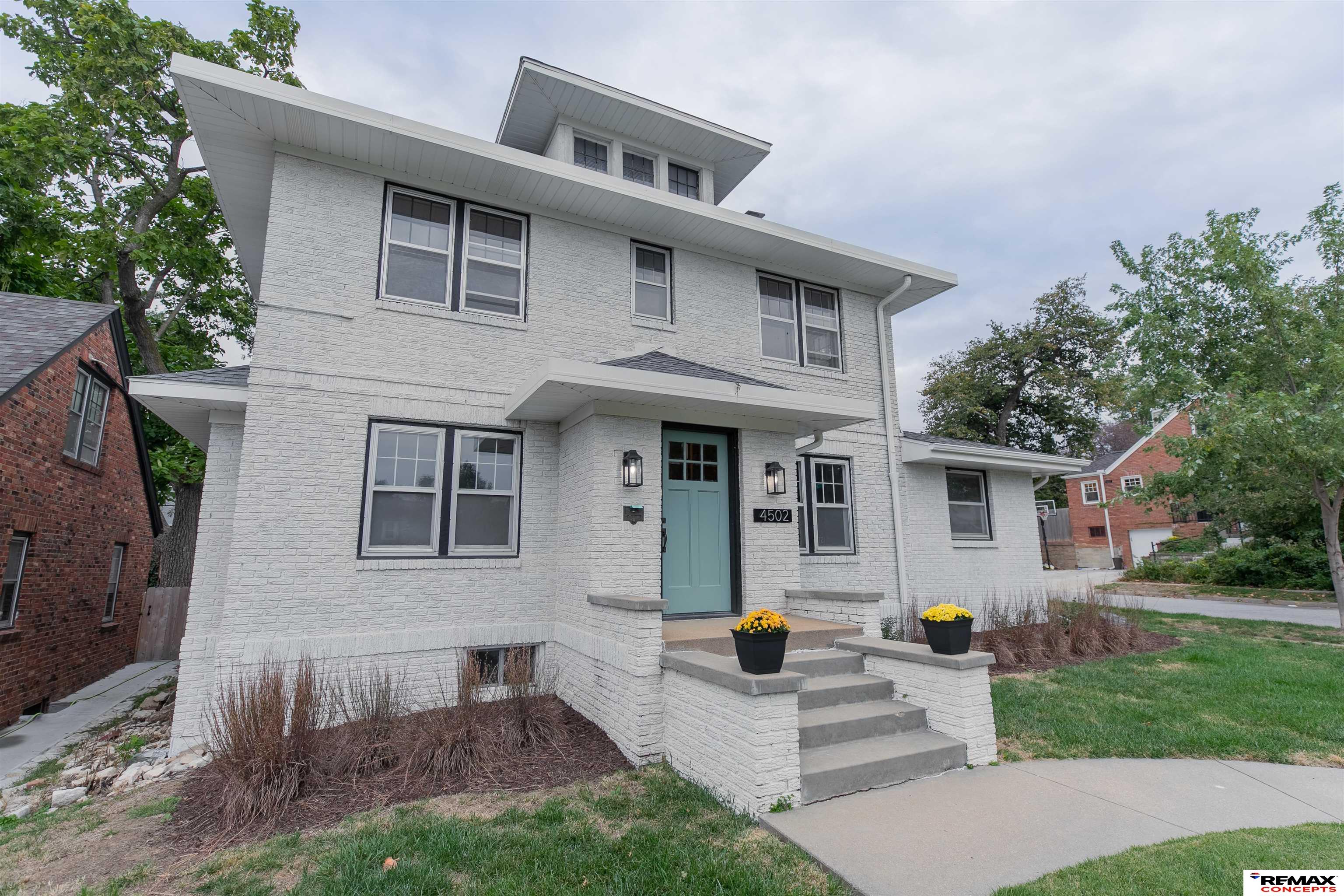 4502 Woolworth Avenue