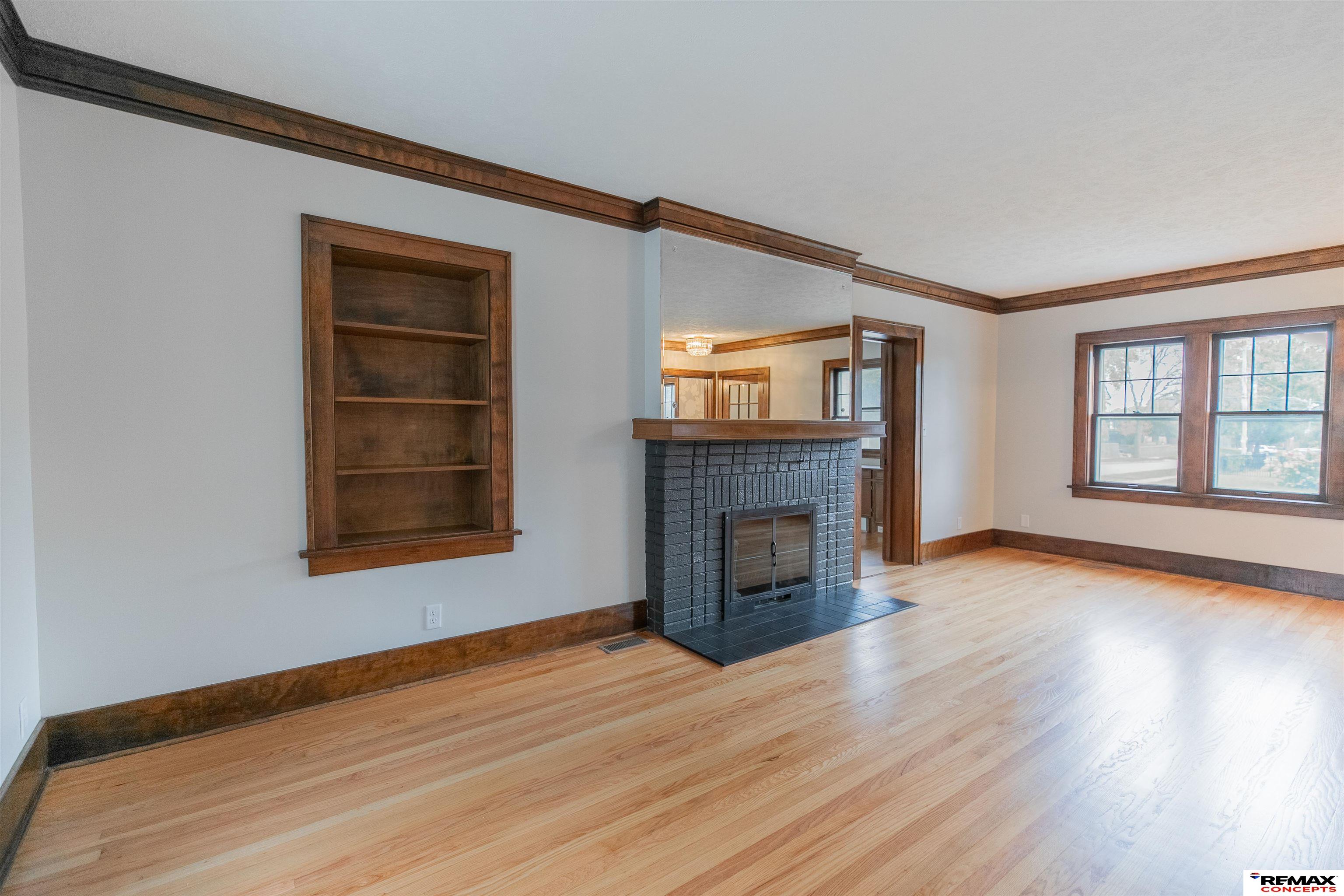 4502 Woolworth Avenue