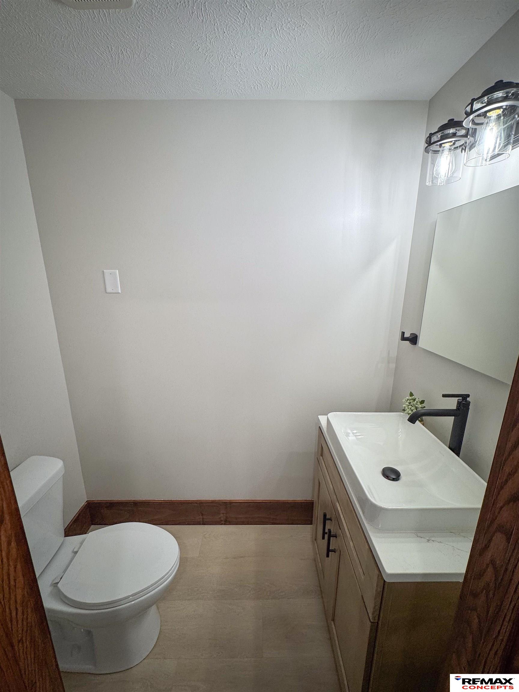 4502 Woolworth Avenue