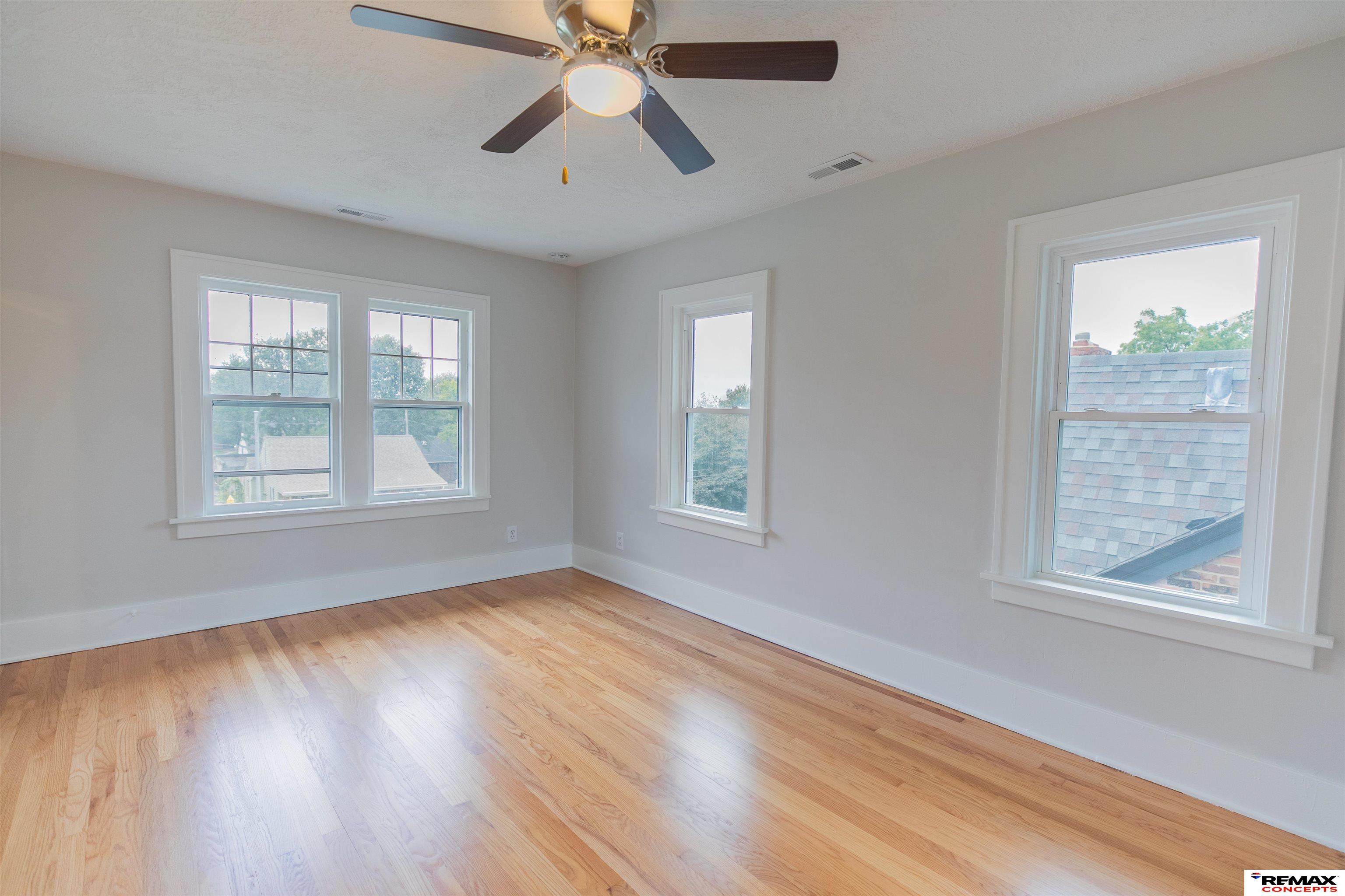 4502 Woolworth Avenue