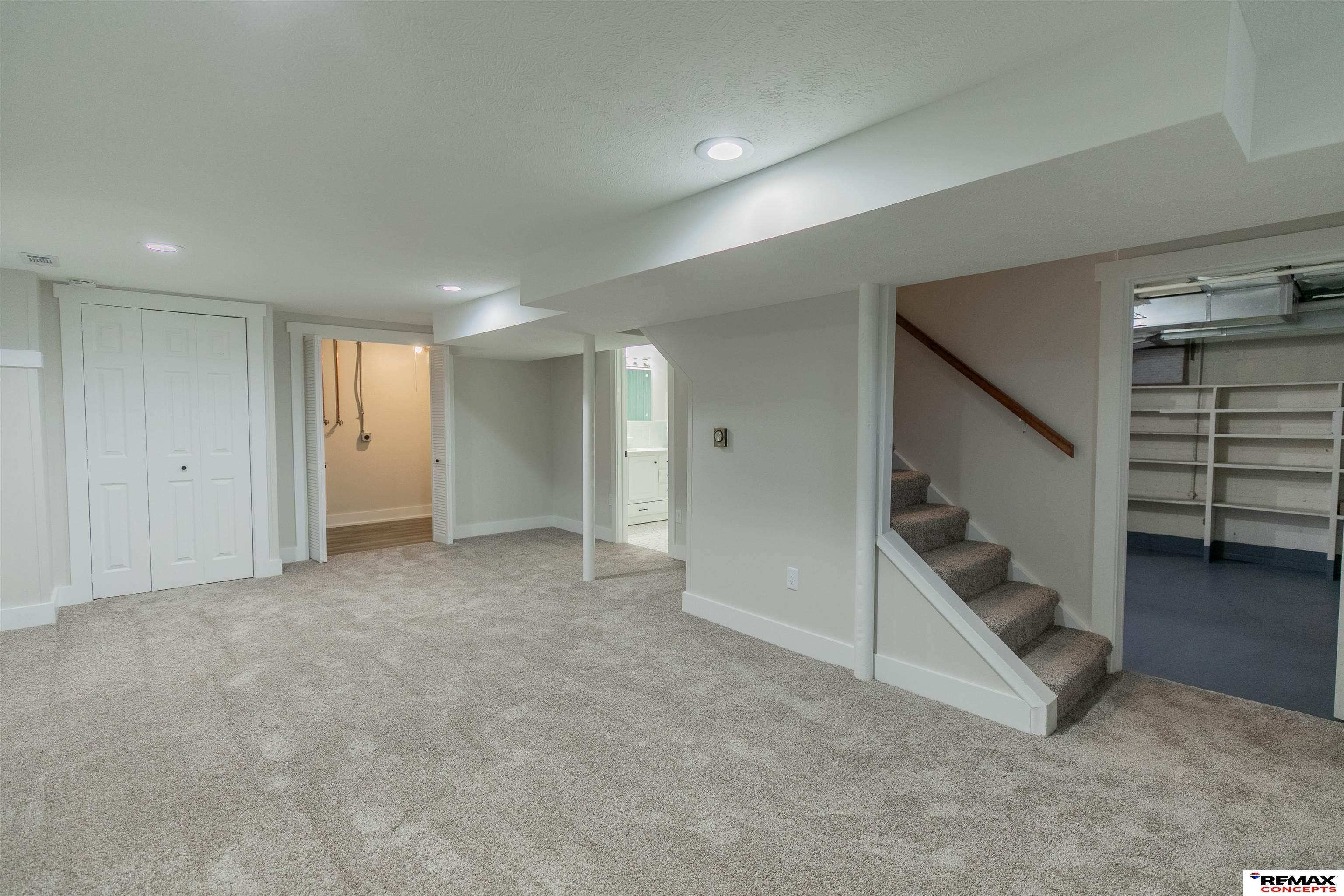 4502 Woolworth Avenue