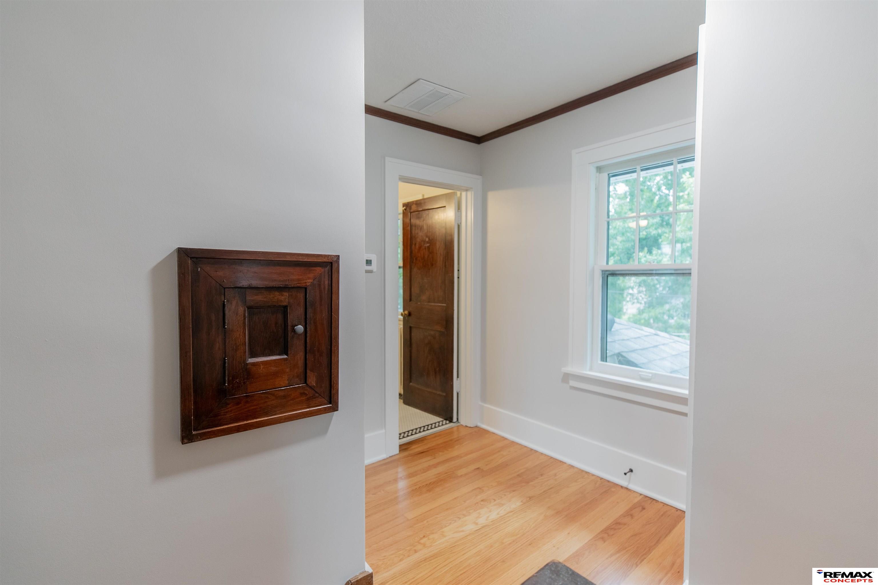 4502 Woolworth Avenue