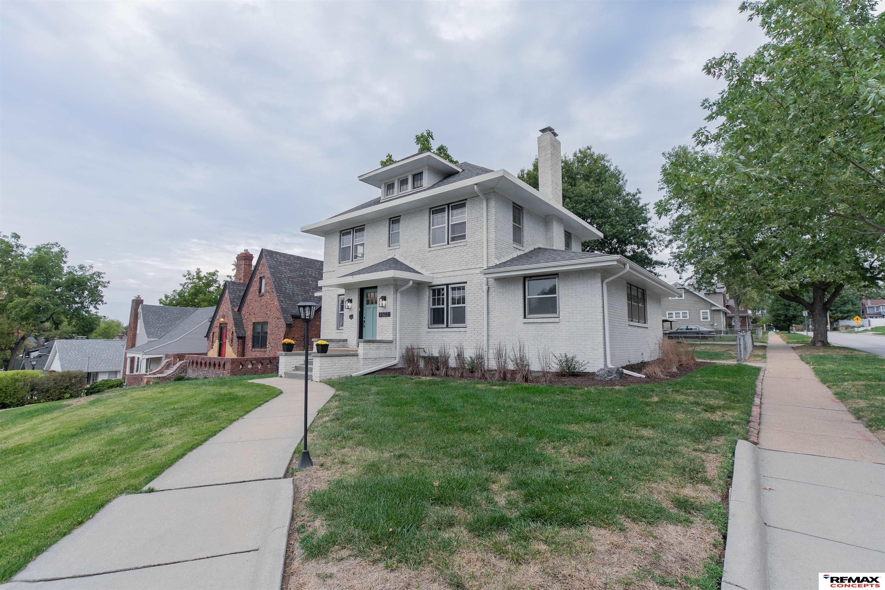 4502 Woolworth Avenue