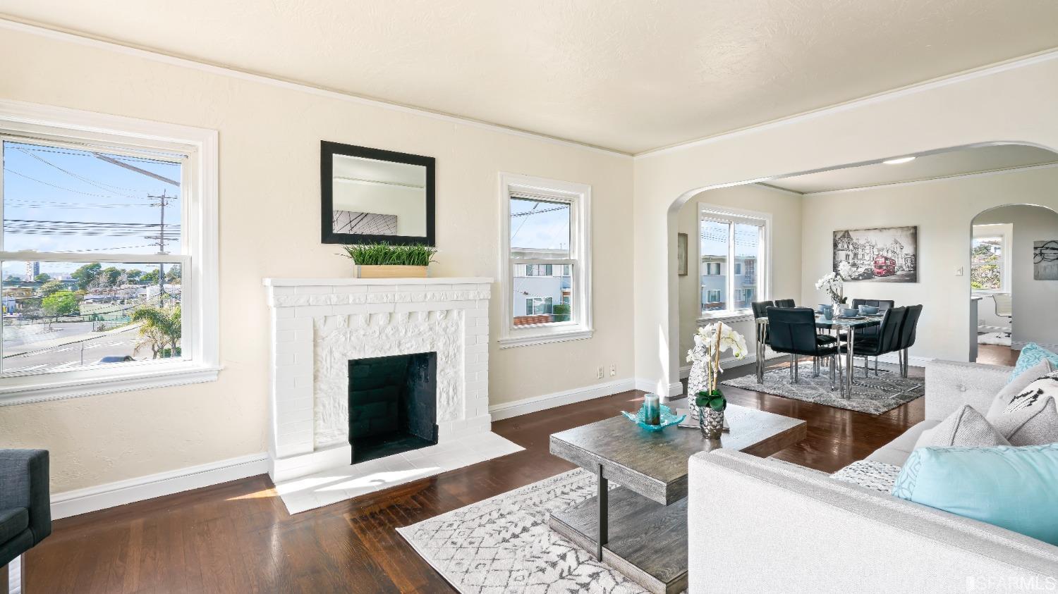 5205 Macdonald Avenue