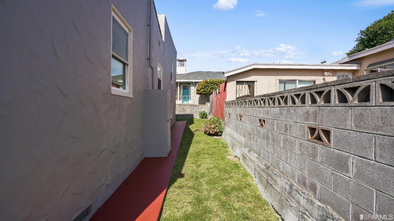 5205 Macdonald Avenue