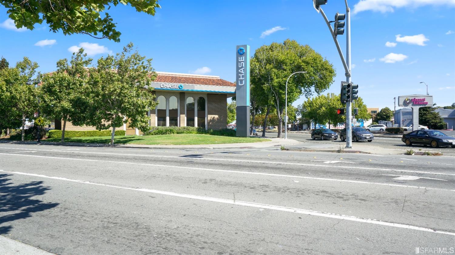 5205 Macdonald Avenue