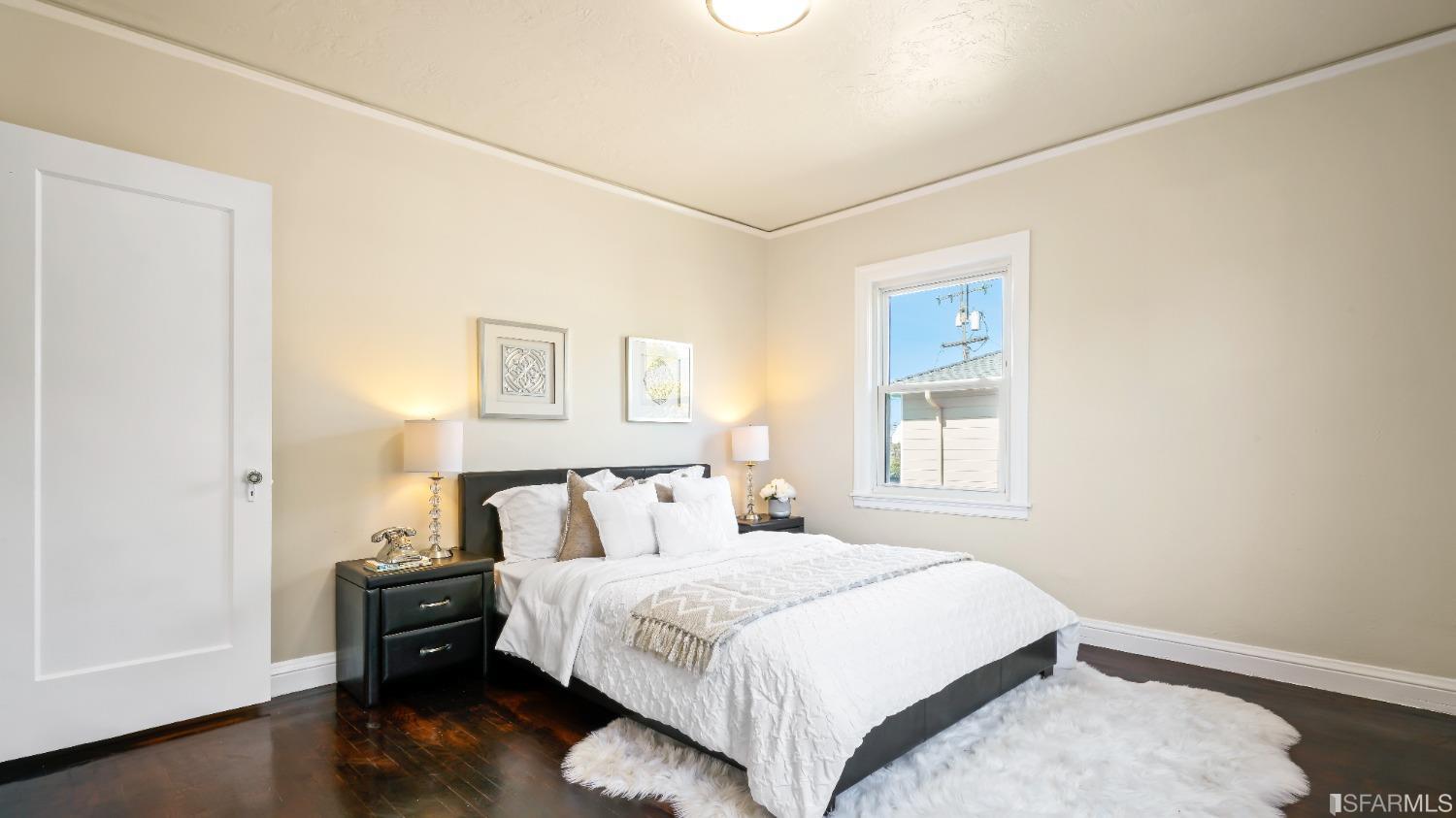 5205 Macdonald Avenue