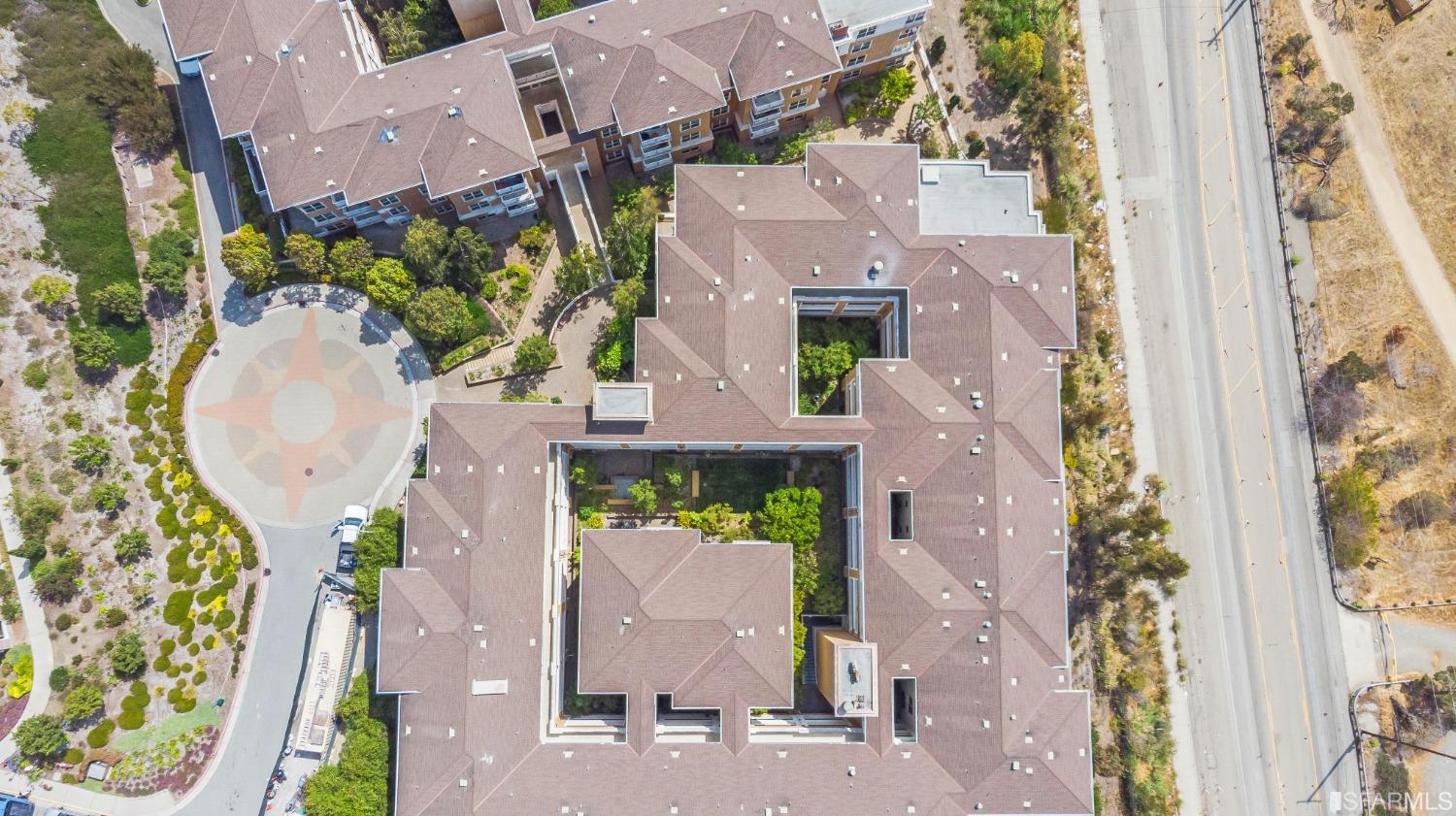 301 Crescent Court # 3417