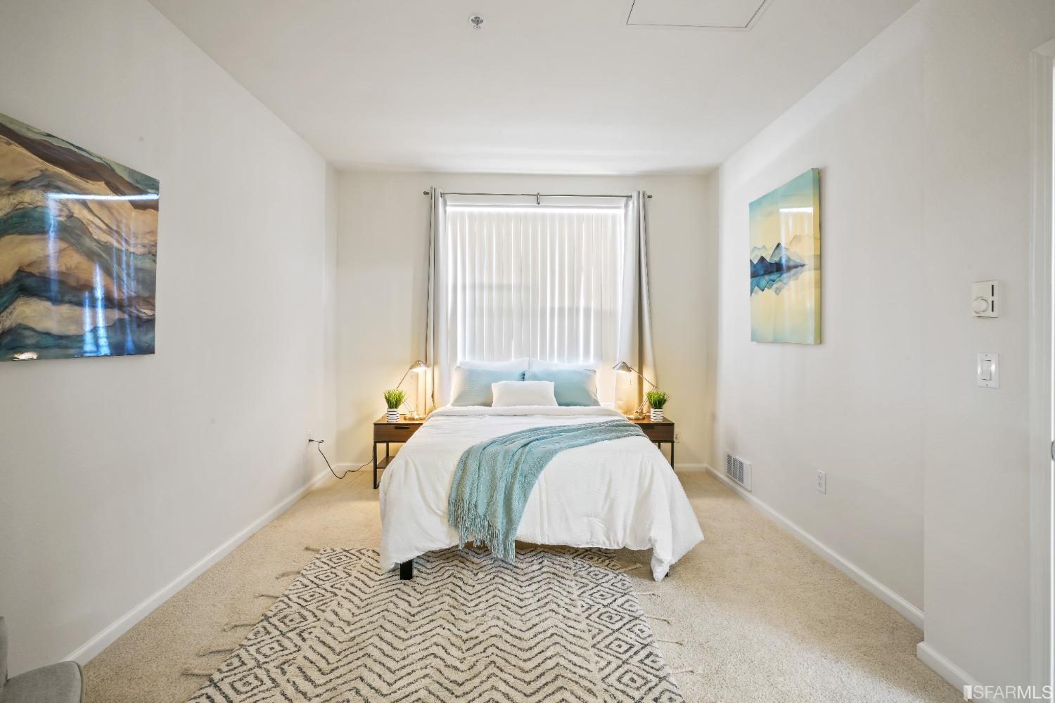 301 Crescent Court # 3417