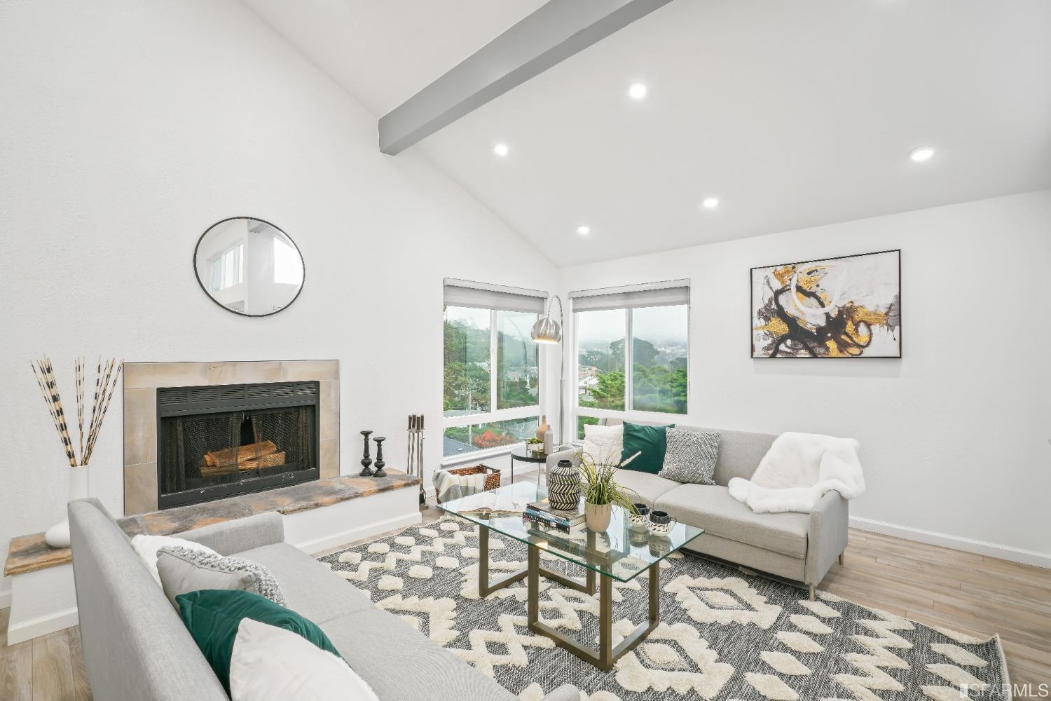 262 Beaumont Boulevard