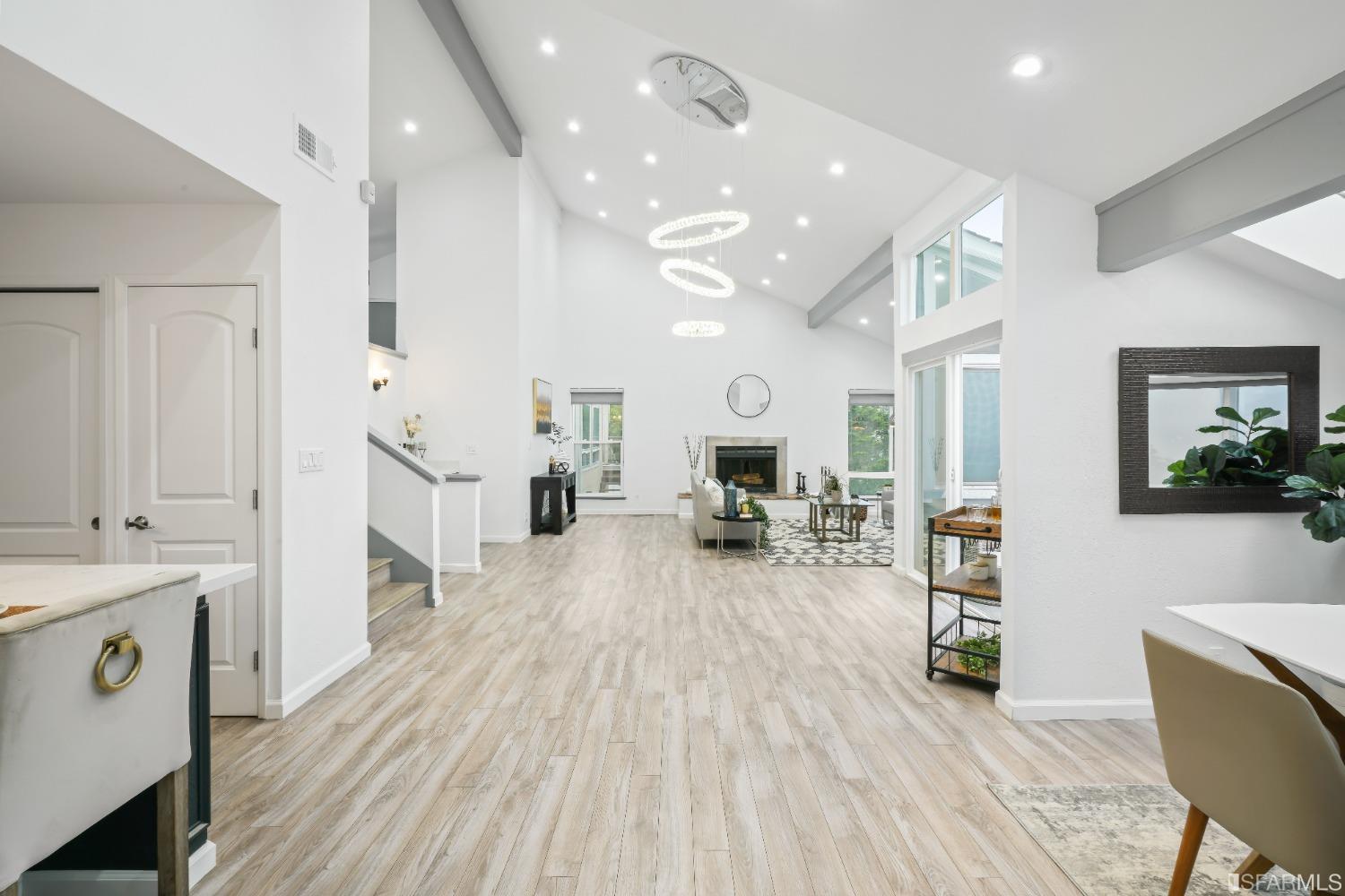 262 Beaumont Boulevard