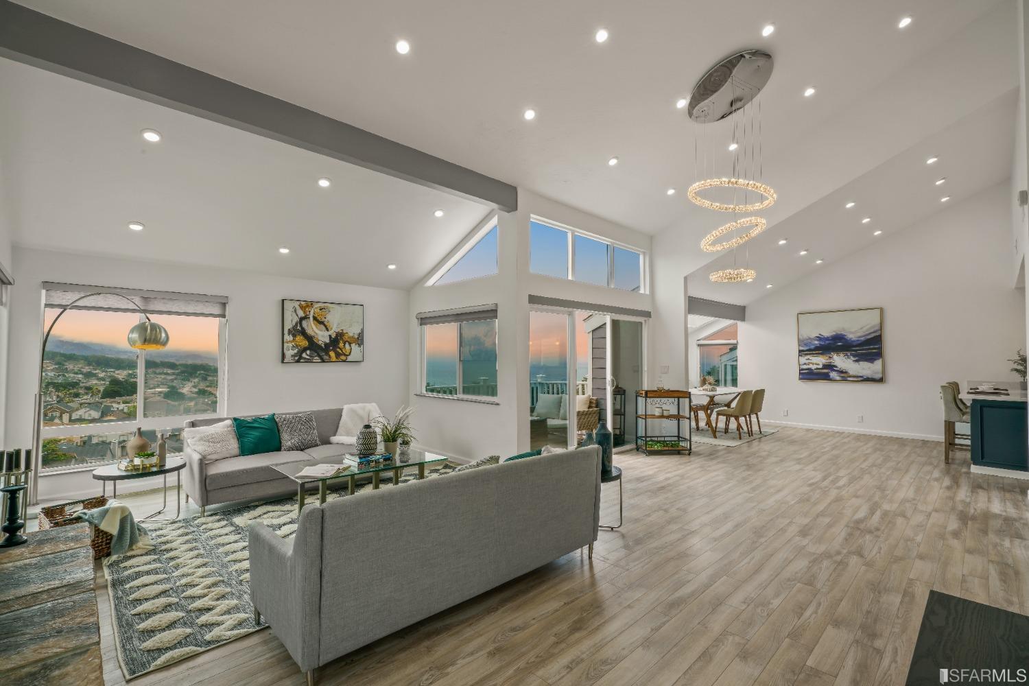 262 Beaumont Boulevard