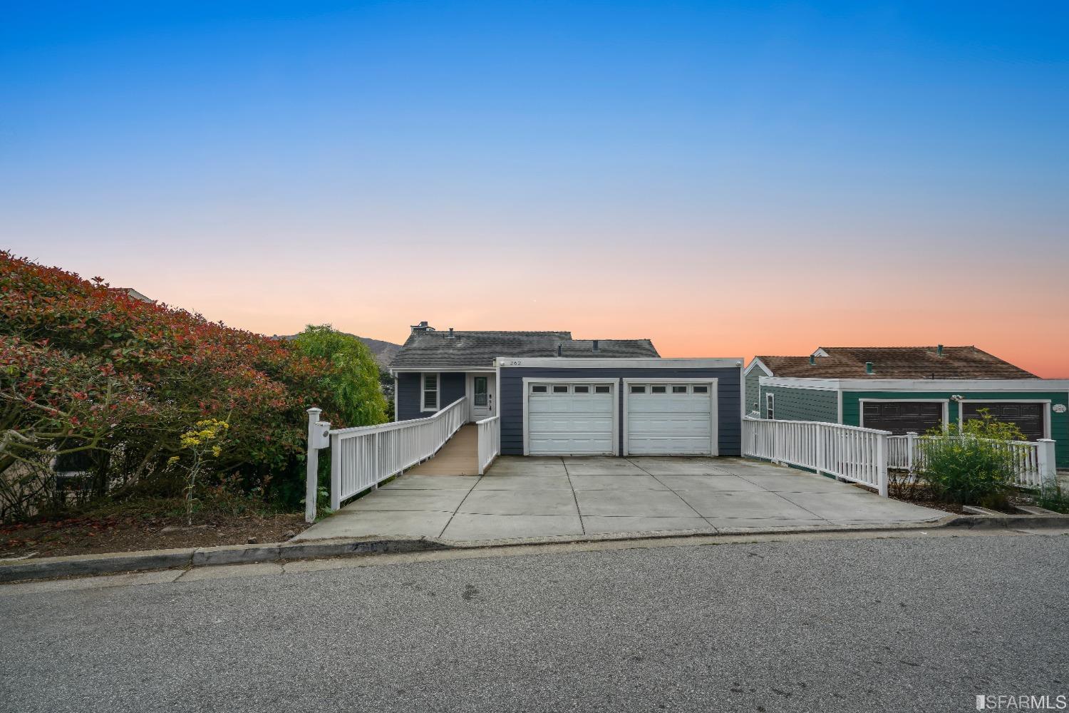 262 Beaumont Boulevard