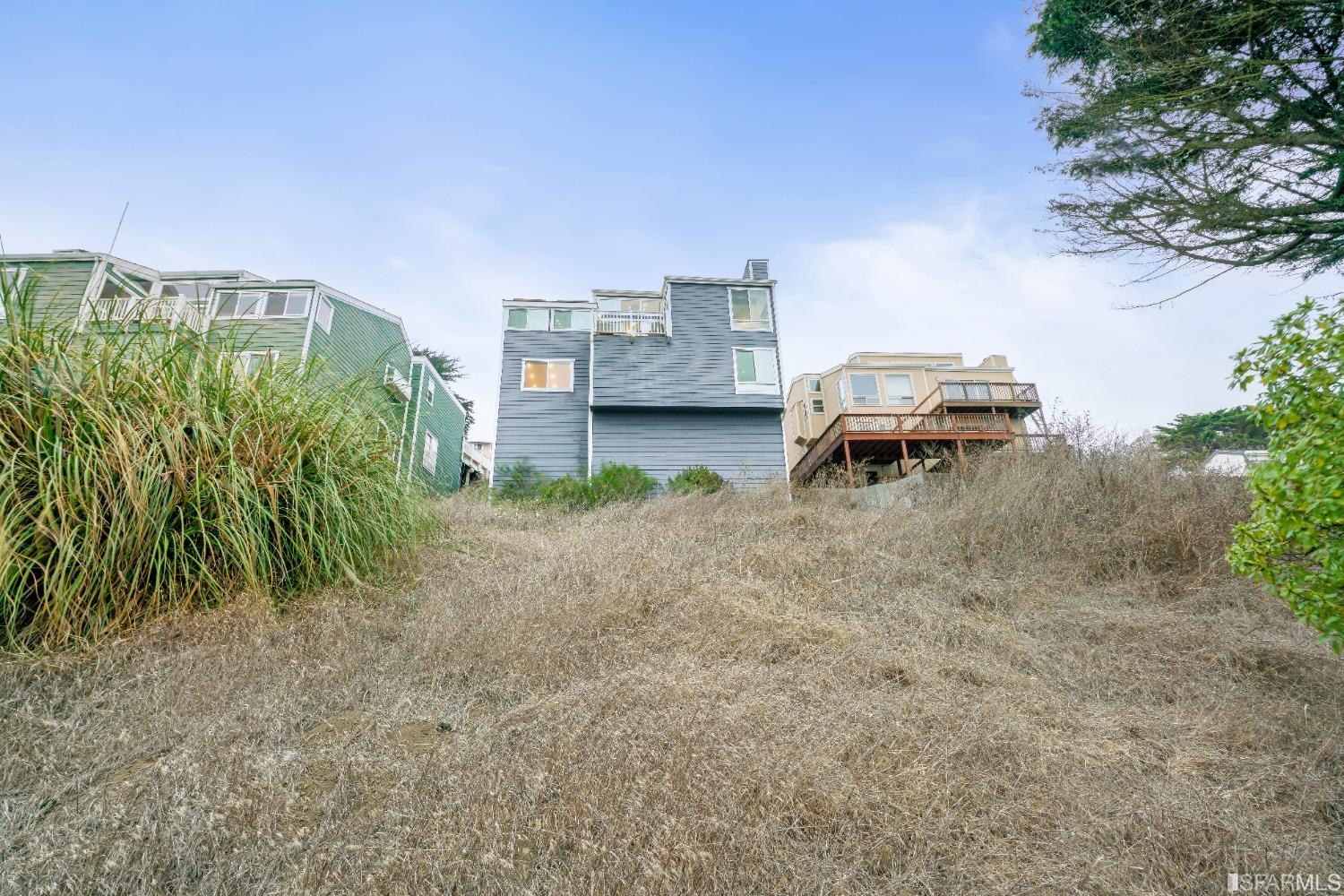 262 Beaumont Boulevard