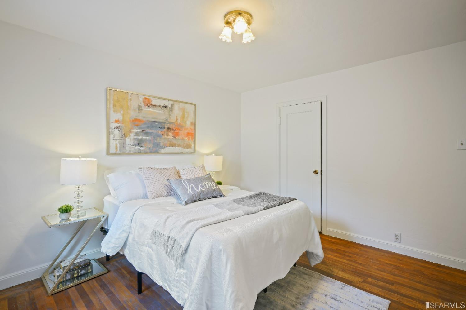 1215 Jamestown Avenue